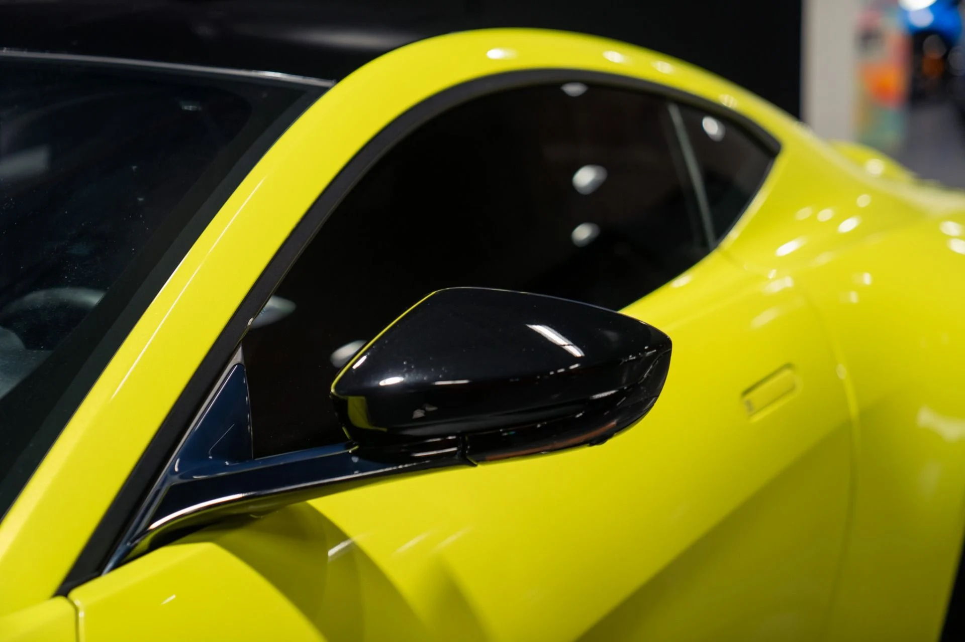 mph012_2045054240_Used_2019_Aston_Martin_Vantage_Paint_Matched_Interior_Trim_1785943447_812d35b00d