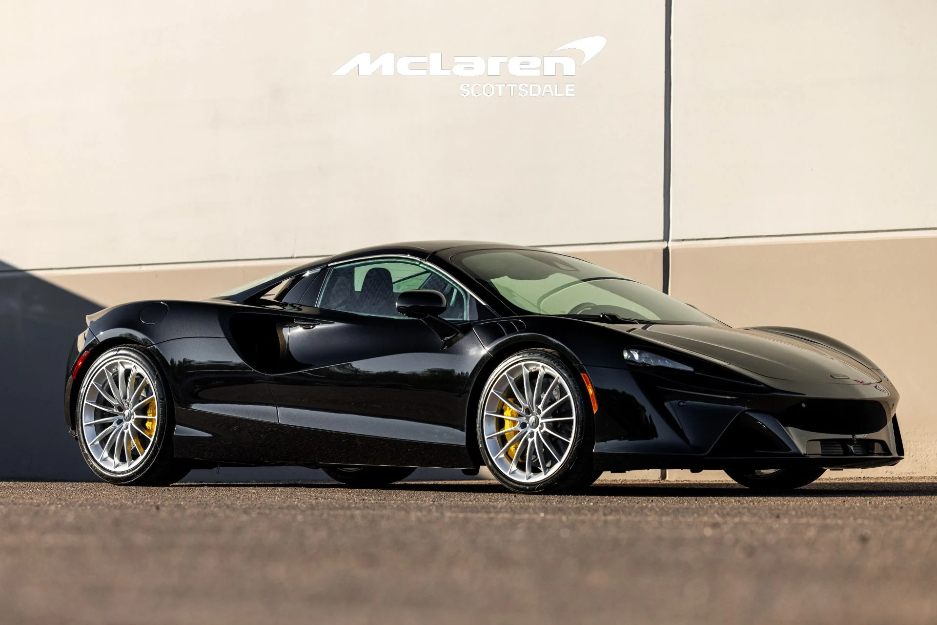 mph012_2047099956_Used_2025_MCLAREN_ARTURA_Performance_1729876898_5010f8f119