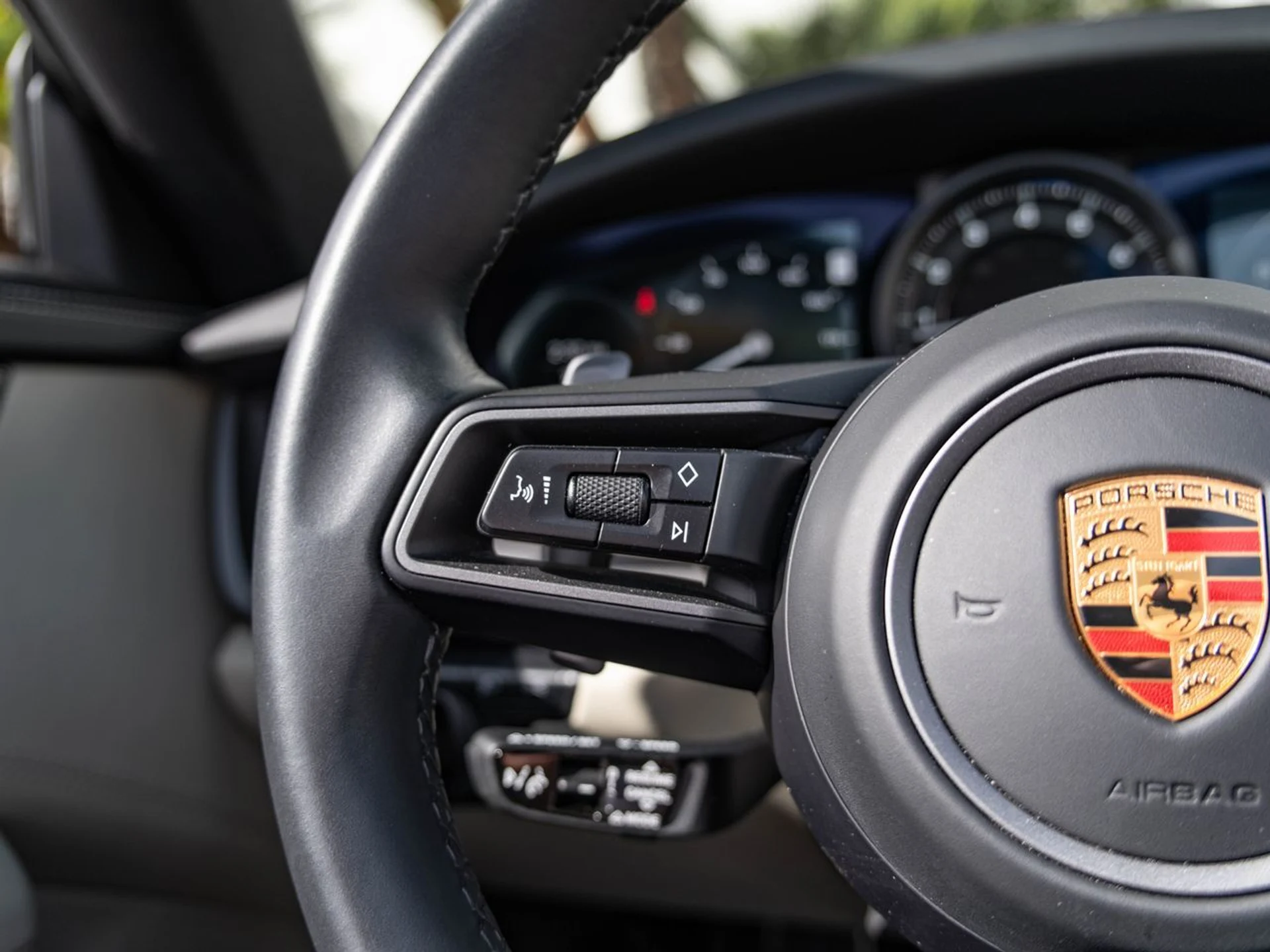 mph012_204773399_12e56acf4f1cfb1148809e3f5e0c1b79x_3783539e53