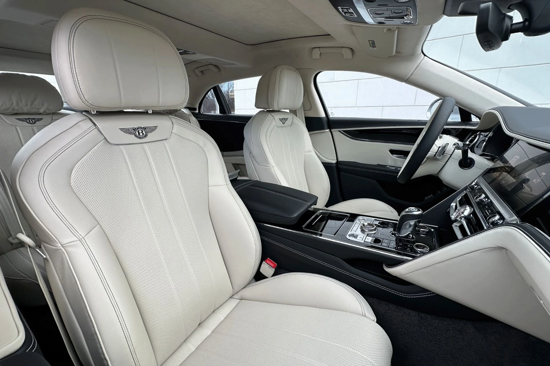 mph012_2053503844_New_2026_Bentley_Flying_Spur_1783691785_03f781a6bb
