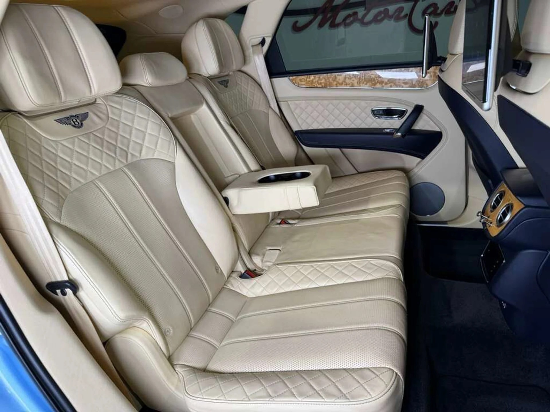 mph012_2056225749_7989176722149724c8d17da6bdf1c55e_d2240f816d