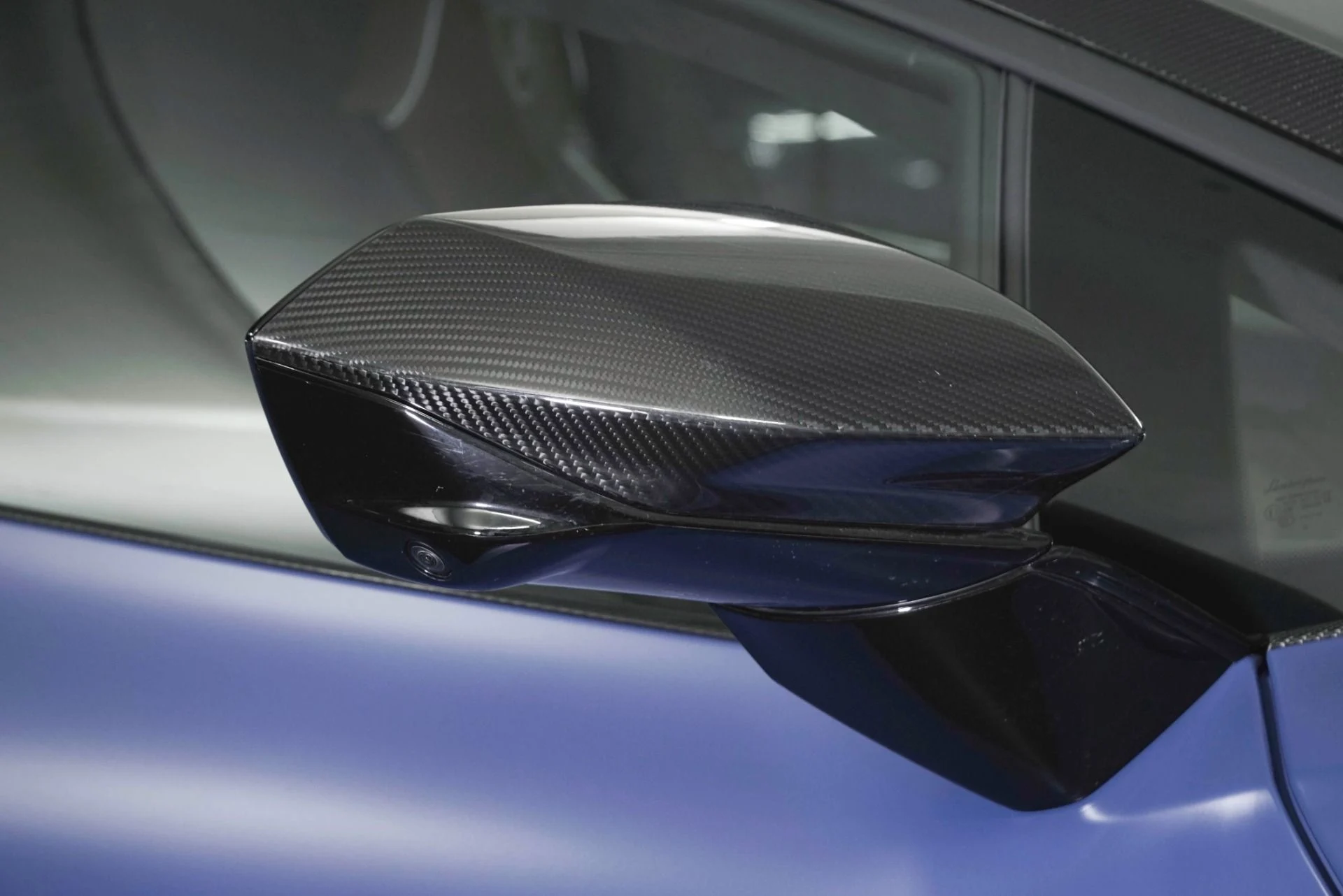 mph012_2057577469_Used_2025_Lamborghini_Revuelto_1783106946_d7449125ba