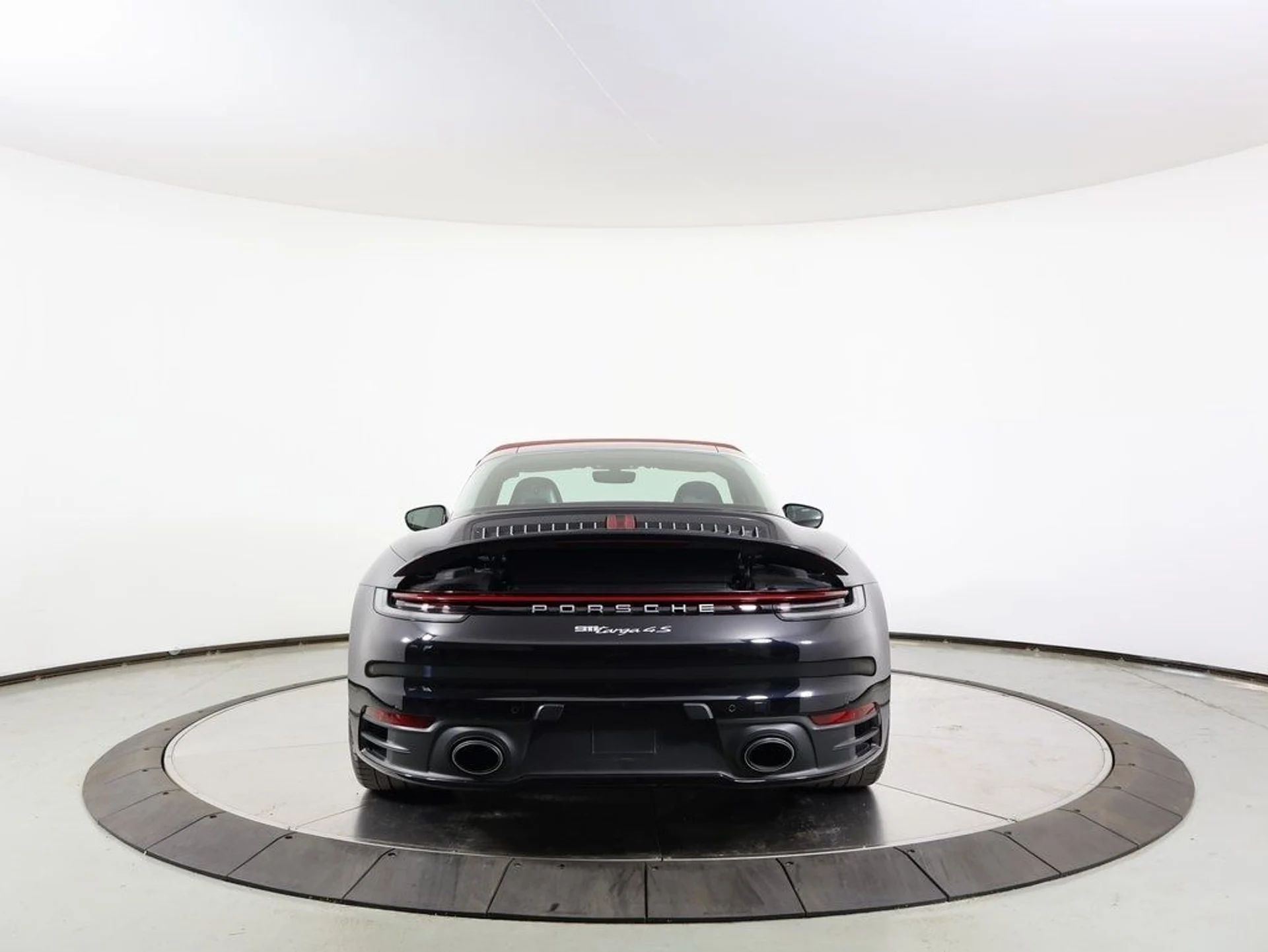 mph012_2057928860_87d1c7825f9e5f5f3ccd56066e28f75ax_3cfb491772