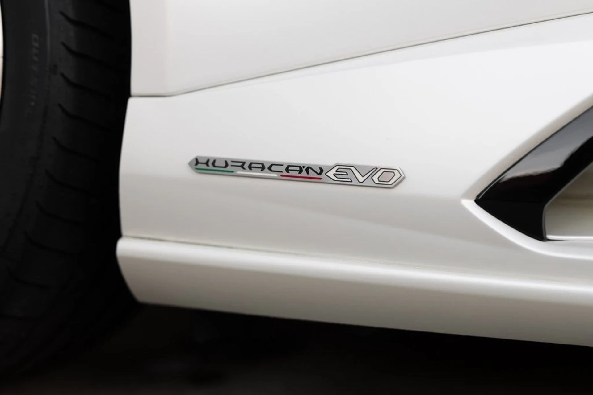 mph012_2062763609_1a008d979be7f84db1b27025005cf48dx_bb3adeb1b8