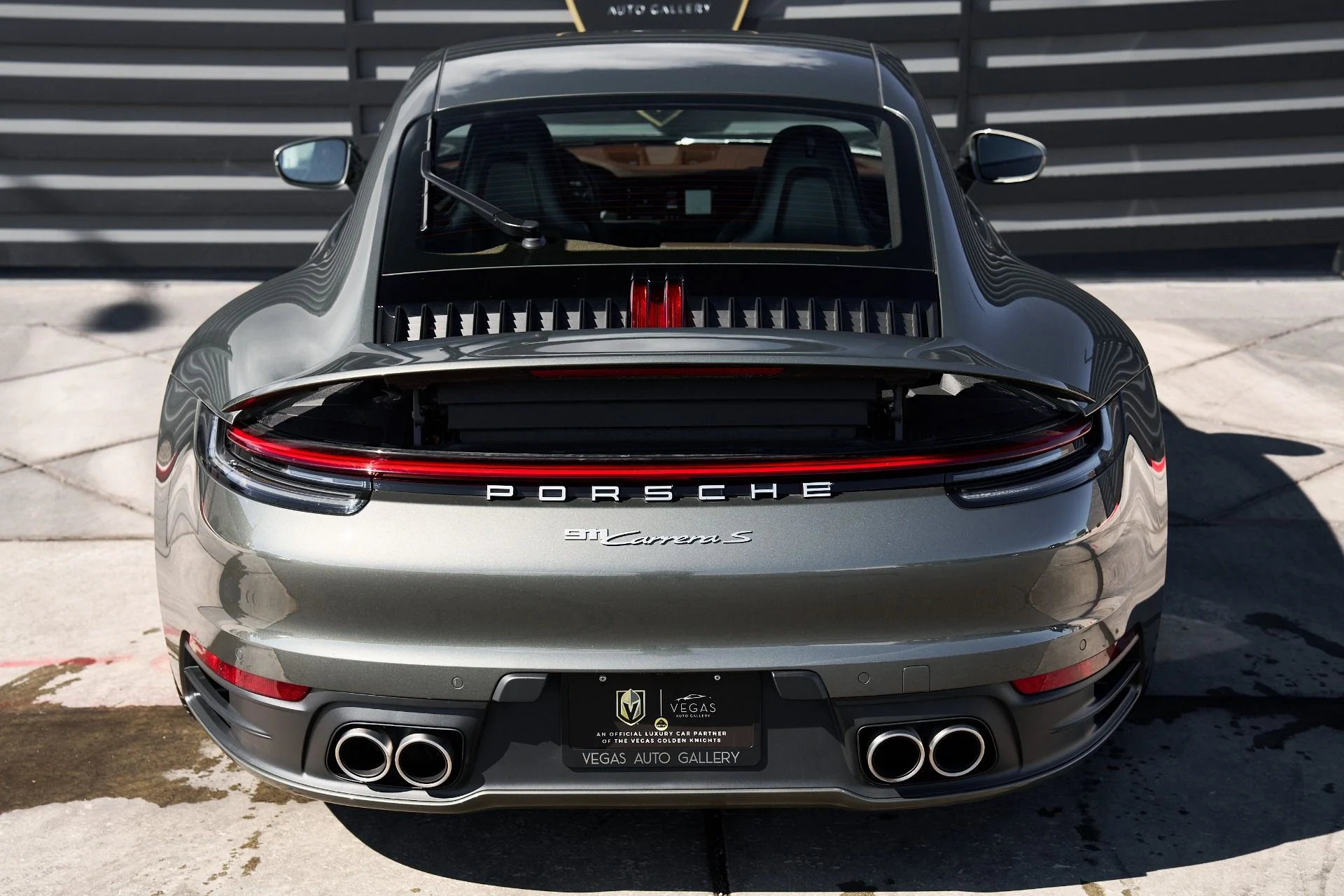 mph012_207171095_Used_2022_Porsche_911_Carrera_S_1760208040_dffd466e41