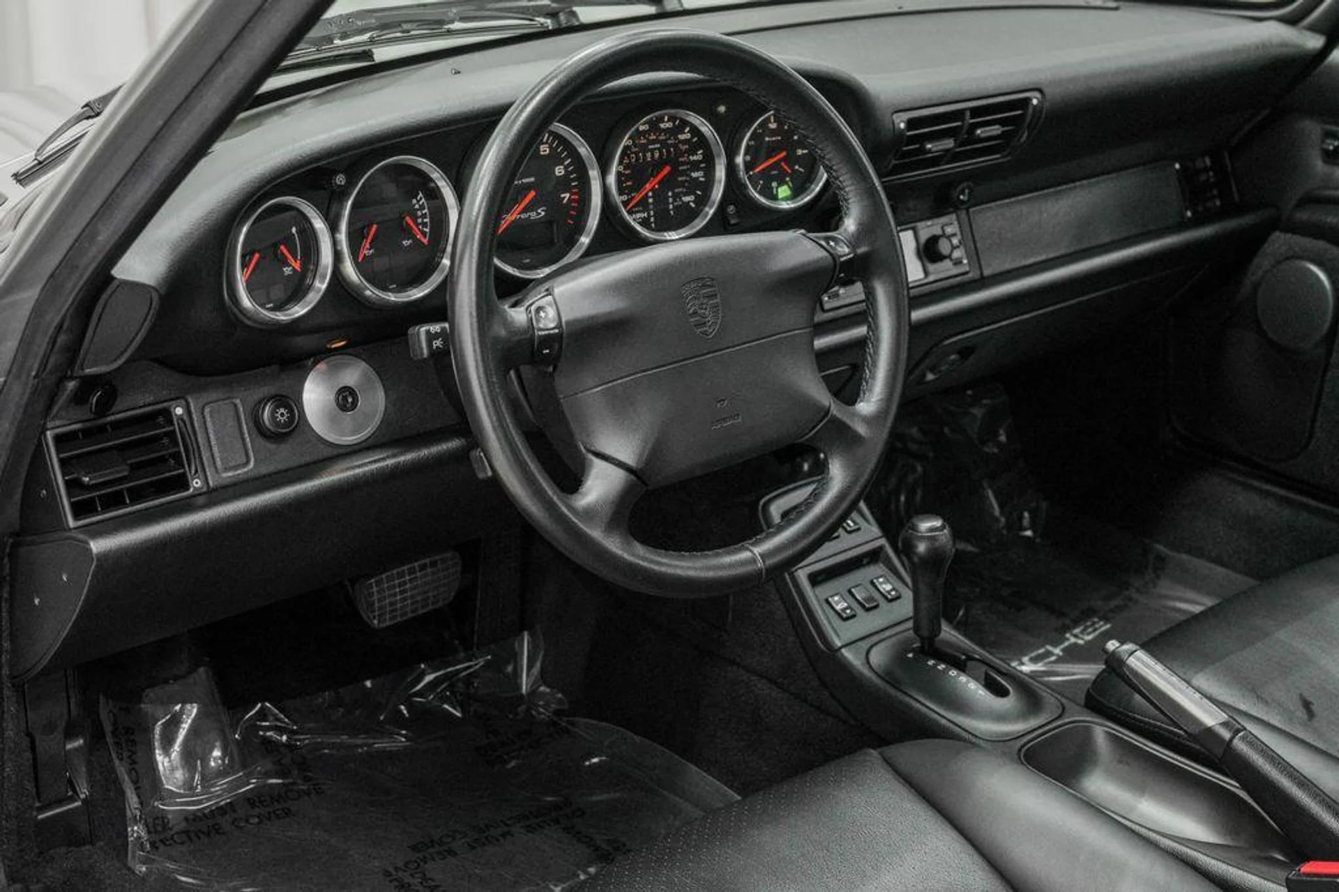 mph012_2071754387_w_U6_Vtp_LW_Psp8f06g7d_Cpoi_JF_6vk_aee22ae13e