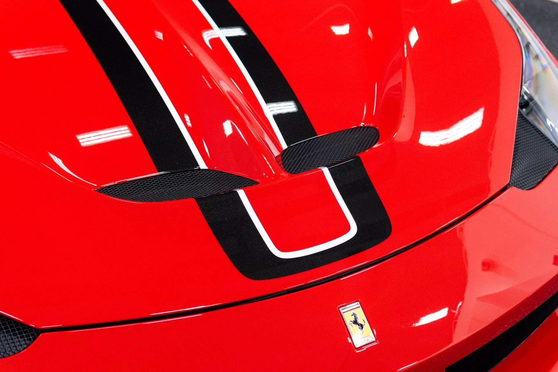 mph012_2080549126_Used_2015_Ferrari_458_Speciale_Aperta_1788474535_8d5ba46bdb