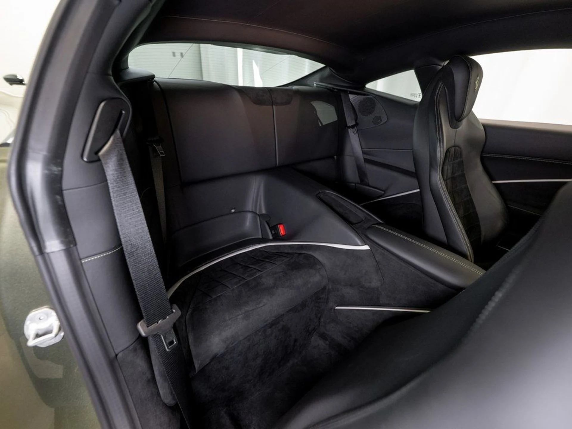 mph012_2082149590_image_13_1738cdd72c