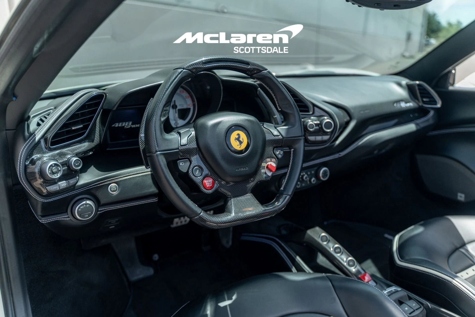 mph012_2082508085_Used_2017_FERRARI_488_SPIDER_1780077296_342fd50d37