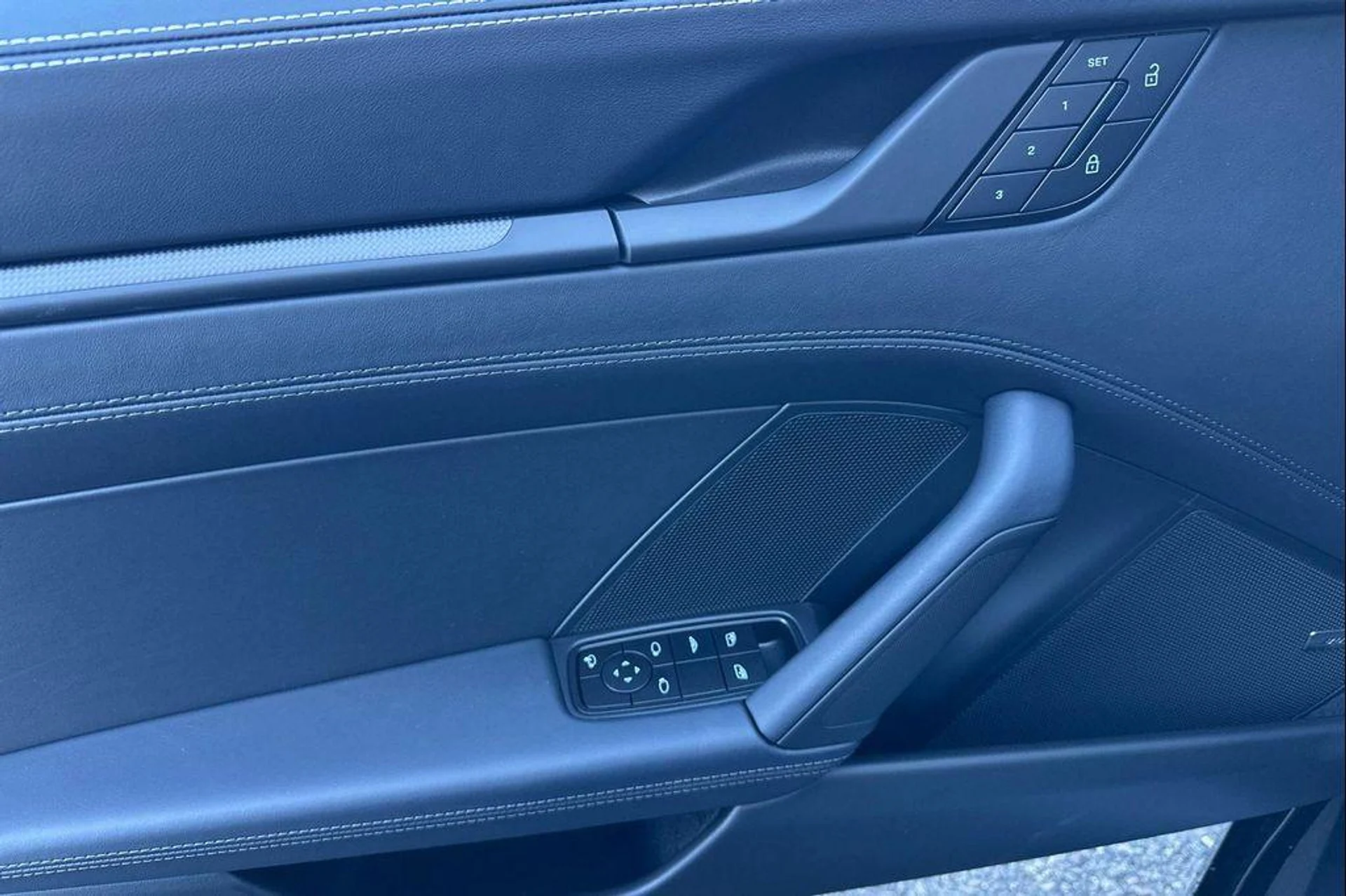 mph012_2084346480_q_Crq_Ki_VX_7d_Oti_Ld2_Wkq1mwi_U3mk_65f833c34c