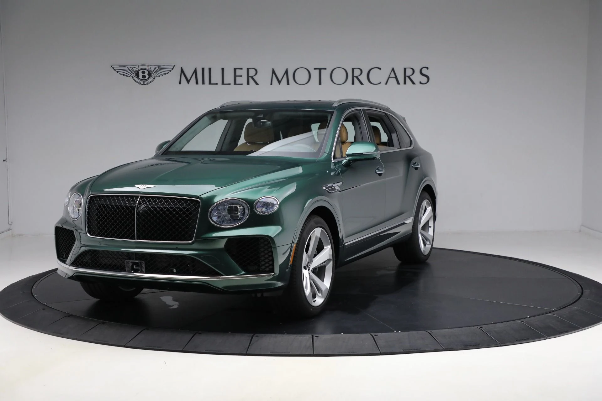 mph012_2086273986_New_2025_Bentley_Bentayga_V8_f116431aad