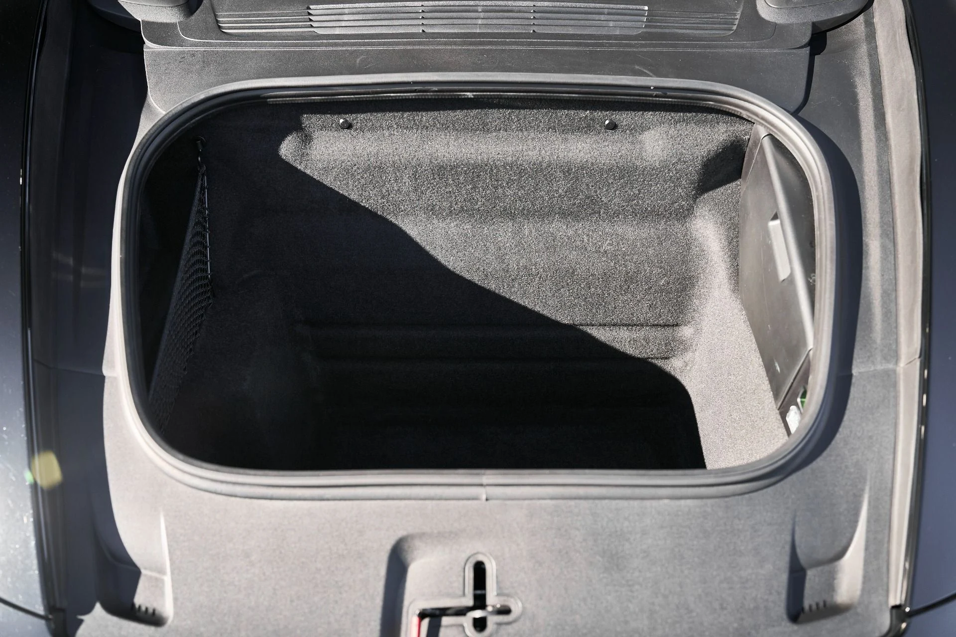 mph012_2091069046_Used_2024_Porsche_911_Turbo_1765937750_d5a3f8685a