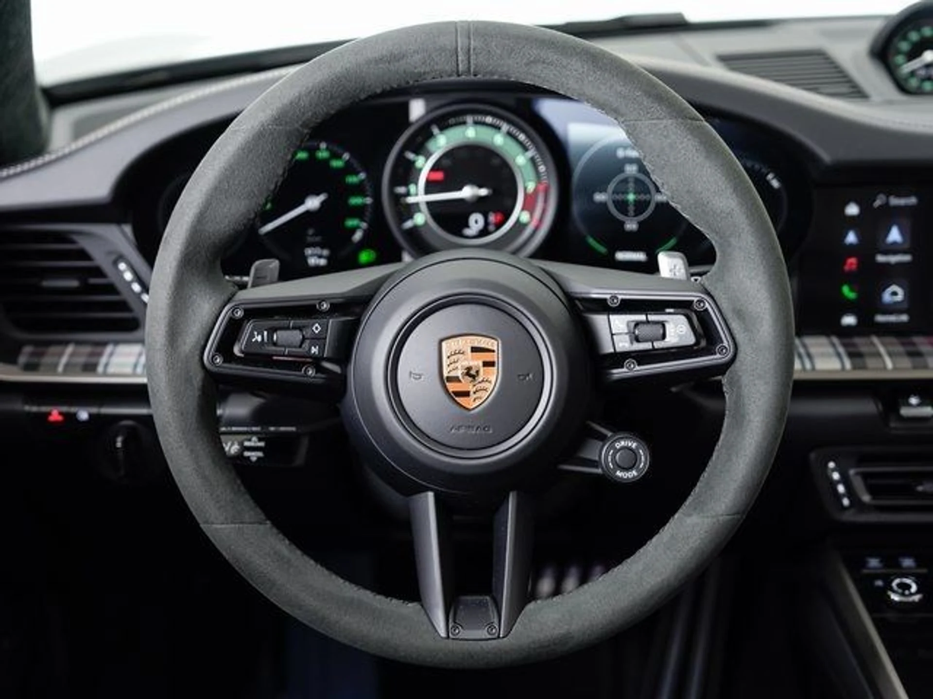 mph012_2093039086_06a17e82ad1c1e1000a25aa0aa1d5b14_37cffaa056