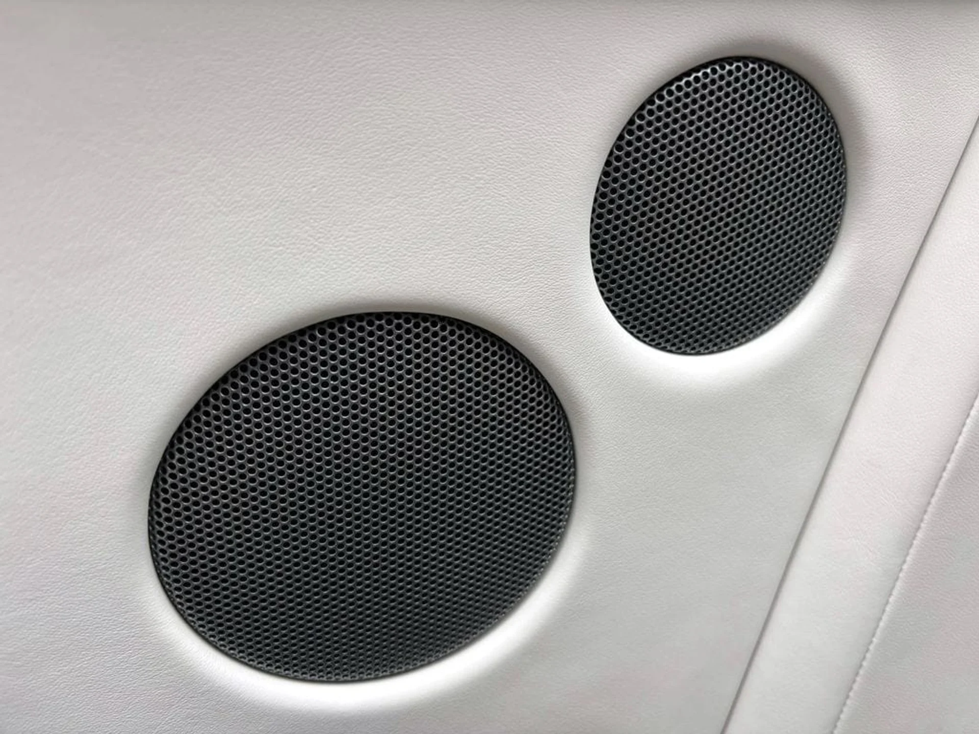 mph012_2094027349_14671c0bc344ae25b2fc847b9fee5e23x_2129b22404