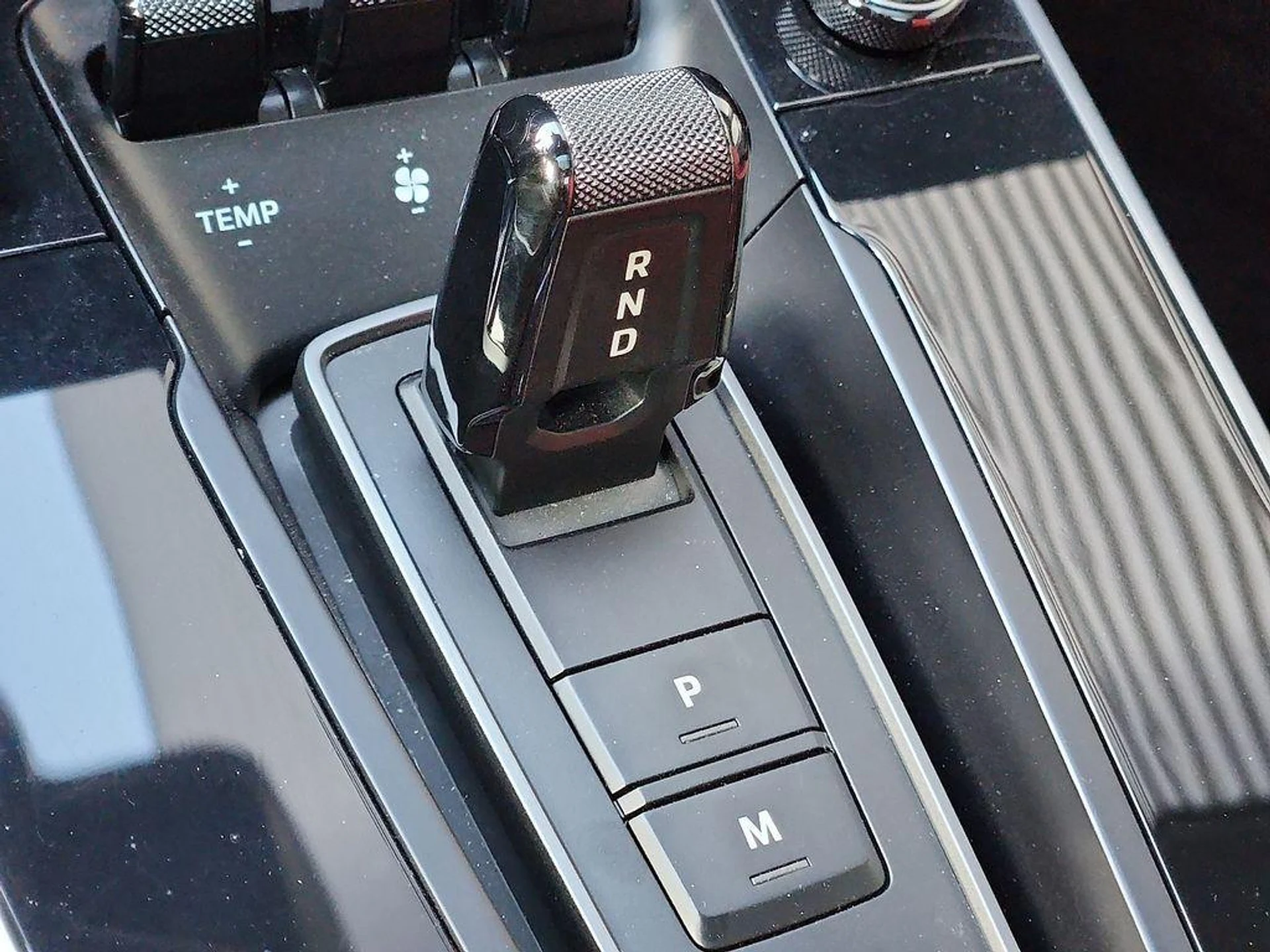 mph012_2096456548_YE_Rs_Uk_Imveb_W_Fcf0_Ga_V3y_Kbm_A_06093f9c93