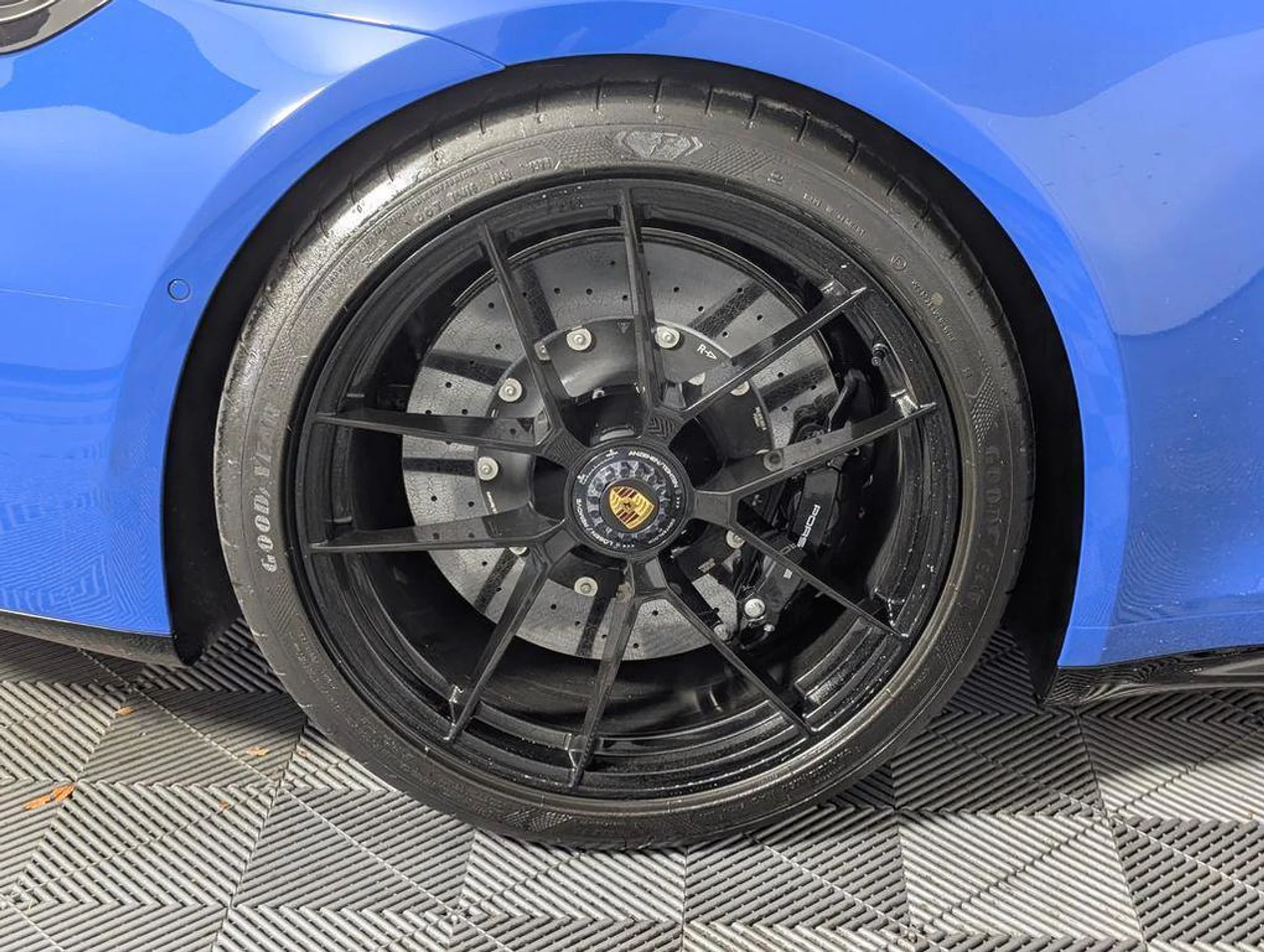 mph012_2100325754_yray_Tugx_Zf_Vh6_V_Eu_Ov_Poj7_GI_Ju_I_4179b79b97