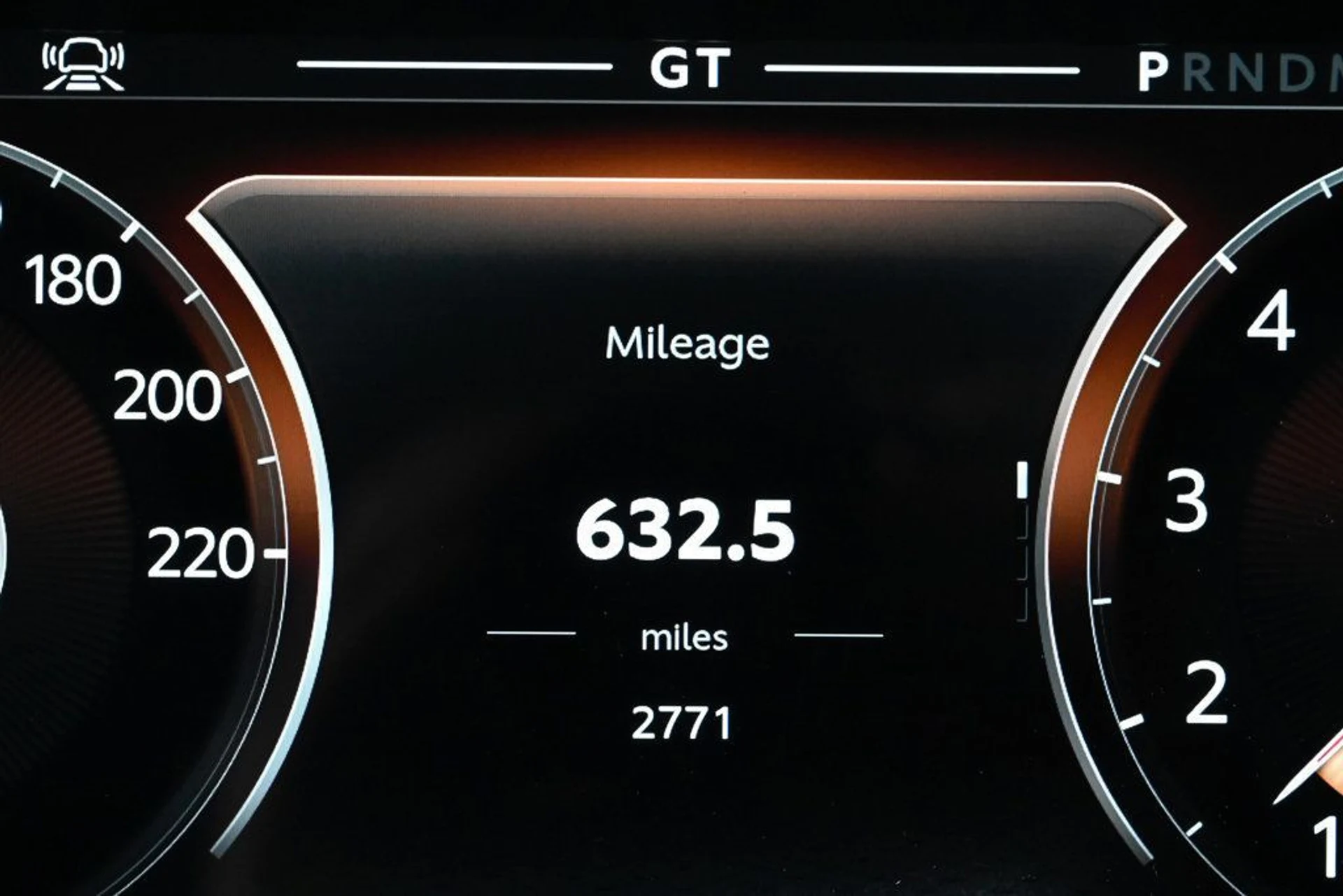 mph012_2104923026_used_2025_aston_martin_dbx_707_11350_22966426_12_1024_4f8bbf189a