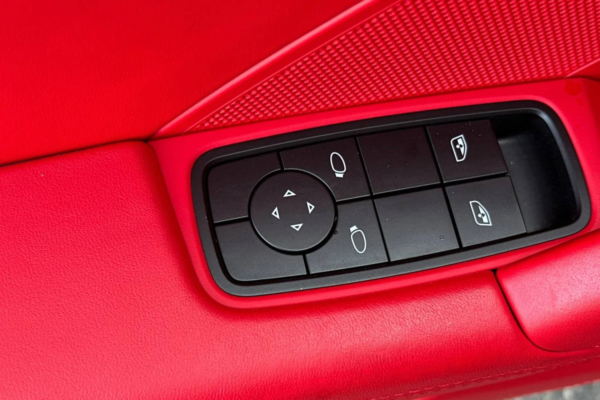 mph012_2105323307_1280_2c51b6c218