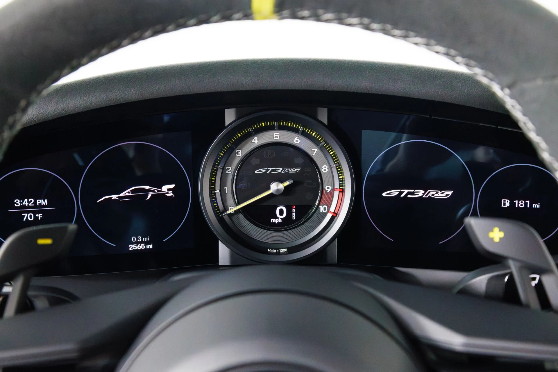 mph012_2105467594_Used_2024_Porsche_911_GT_3_RS_1771372562_ececf753bf