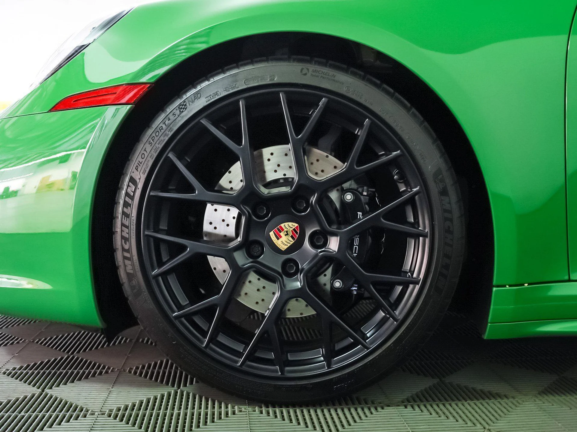 mph012_2105505078_1dd62b72c19489d7a8991db4c87eeb5c_9ac9745934