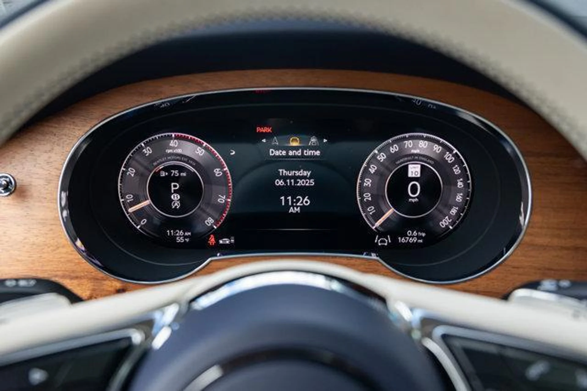 mph012_2116424871_8_La_Riar1w_Og_L9_Rc_T73t_Atx_N_8_Xk_8ca920b6a5