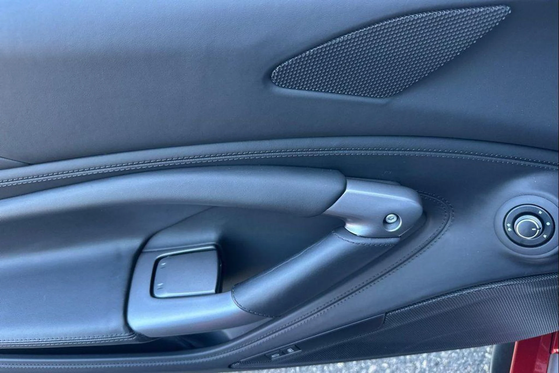 mph012_2117795275_Pje_VN_Ie_Eu_Rn9lo_S_7_Kerijdv2z0_7f00aaf0a7