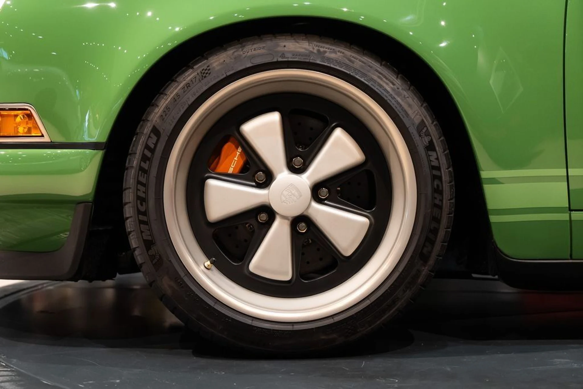 mph012_211875714_107565f9d1d6cad49de178b32a2b78a5_bda404e59d