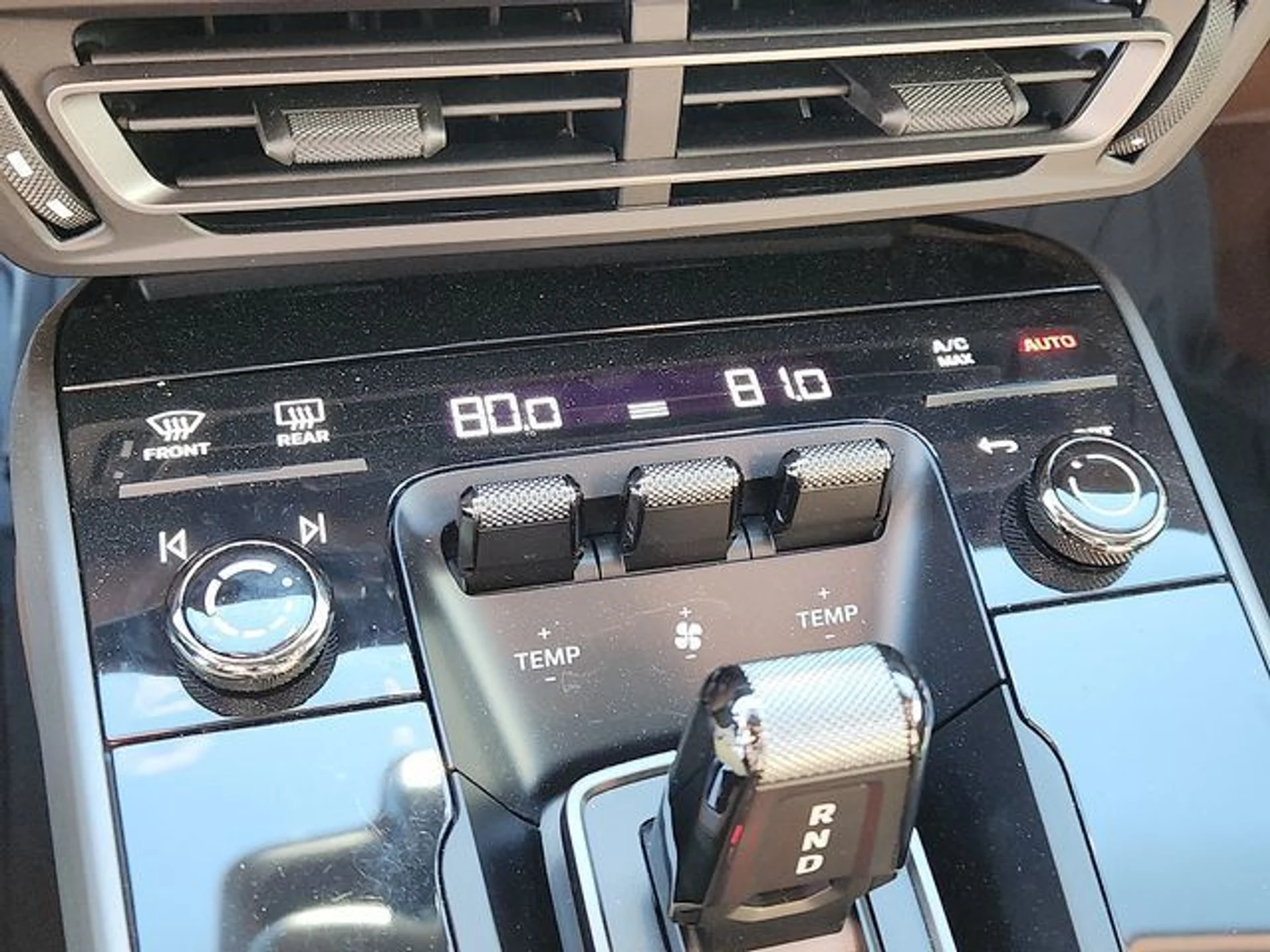 mph012_2124923920_20818e436aef509ac744285bccd9d7ddx_f6bf8ab170