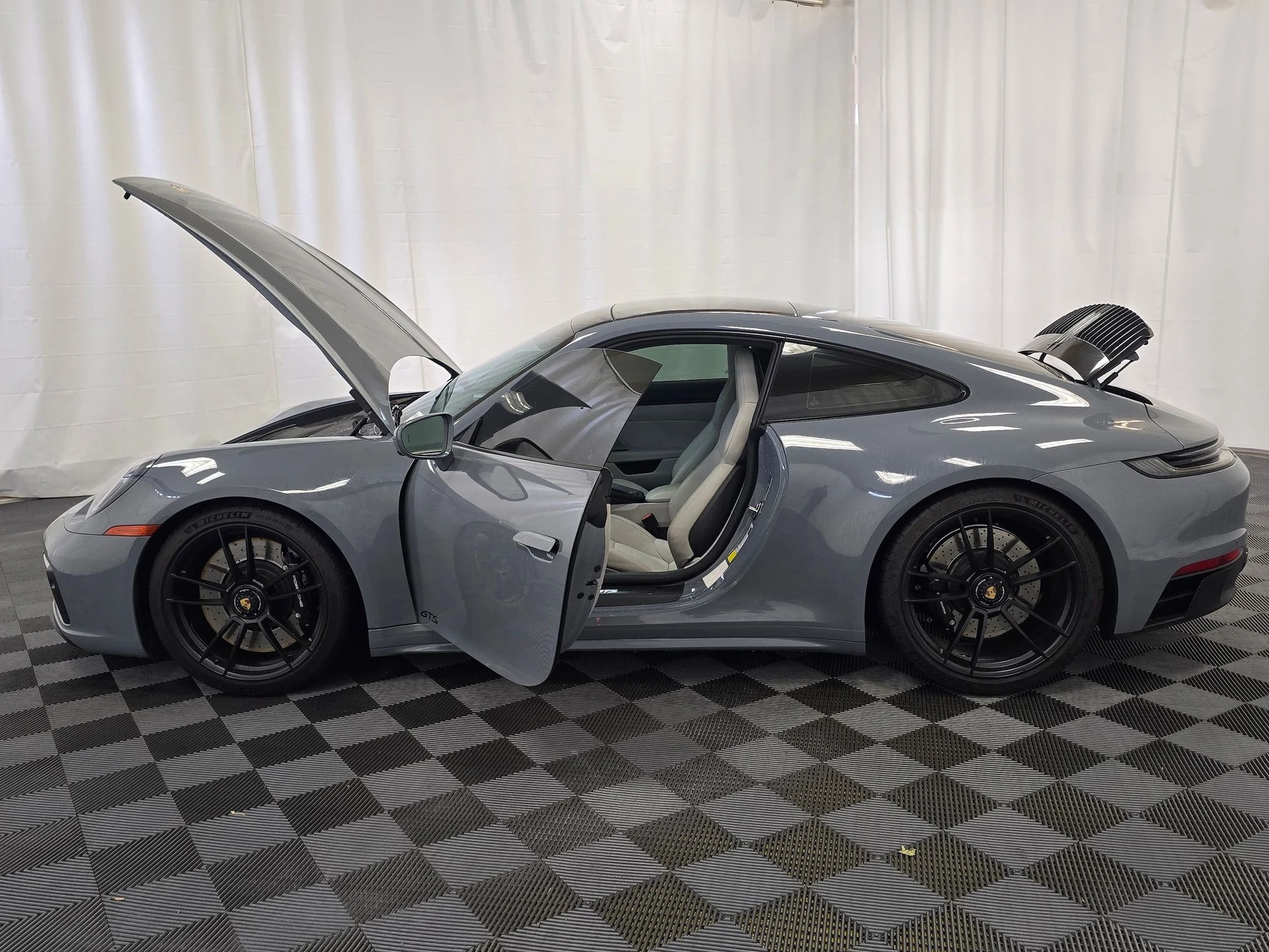 mph012_2125005419_9421d7e4584dcd11734d08d881d66d26x_6f0450bbf6