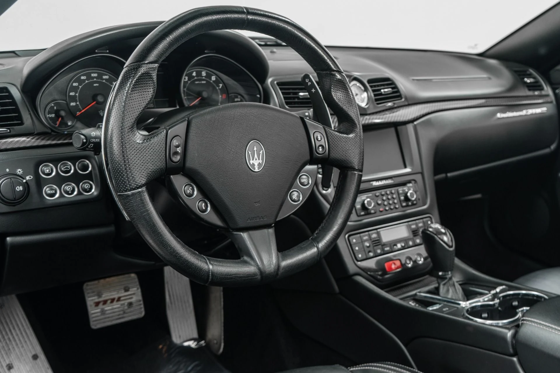 mph012_2126698829_Used_2014_Maserati_Gran_Turismo_Convertible_MC_Special_Order_Paint_Sport_Exhaust_1776271961_5504a0356e