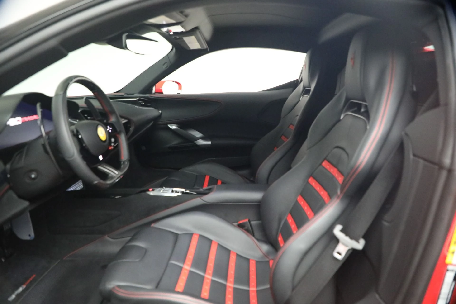 mph012_2126830976_Used_2023_Ferrari_SF_90_Stradale_1790624434_f674b03eaa