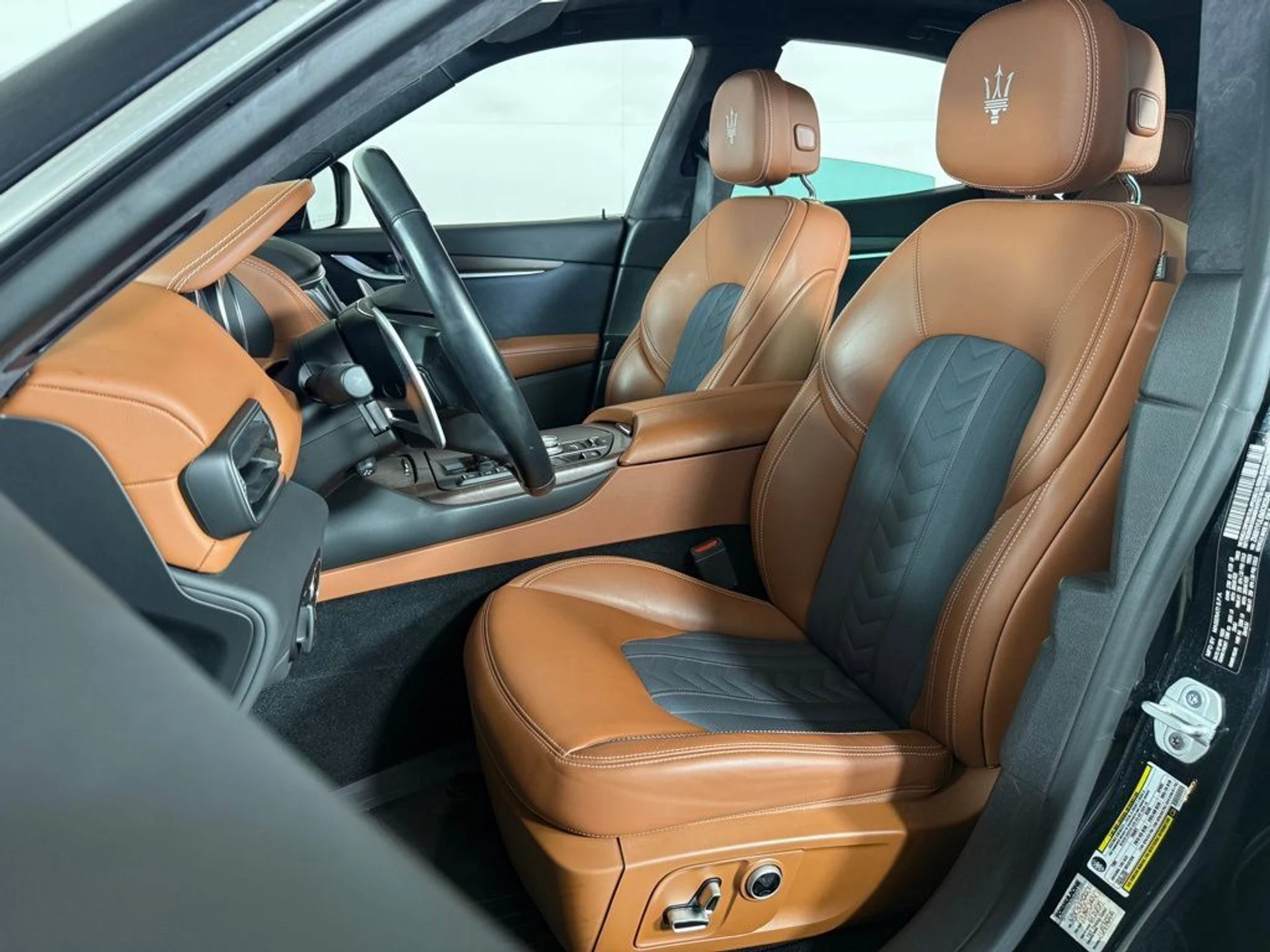 mph012_213129985_3fa79b5fc7cc4c75a1e8983c5da93682_6356978ca1