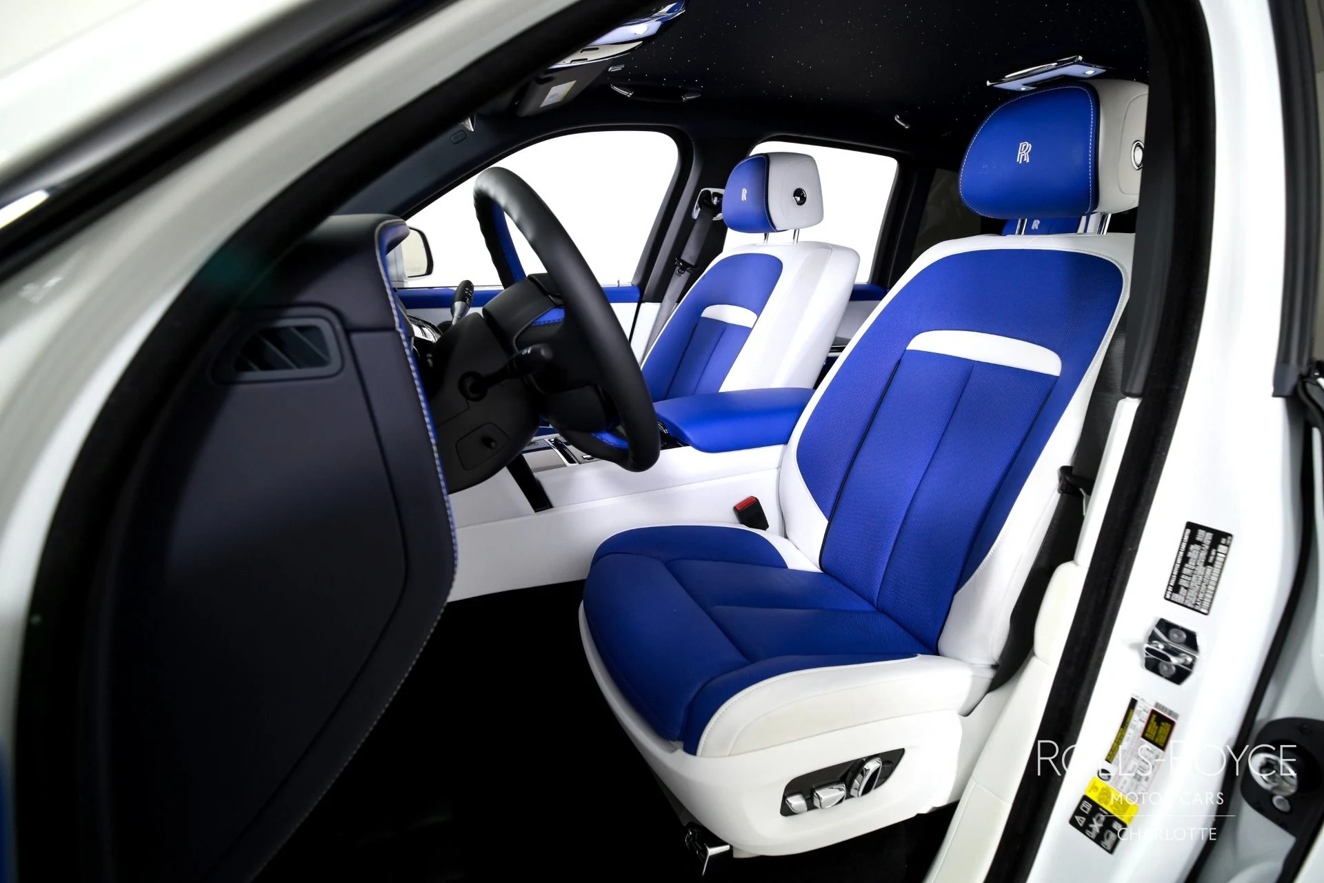 mph012_2134510750_Used_2023_Rolls_Royce_Black_Badge_Cullinan_1769450134_3a80becaf2