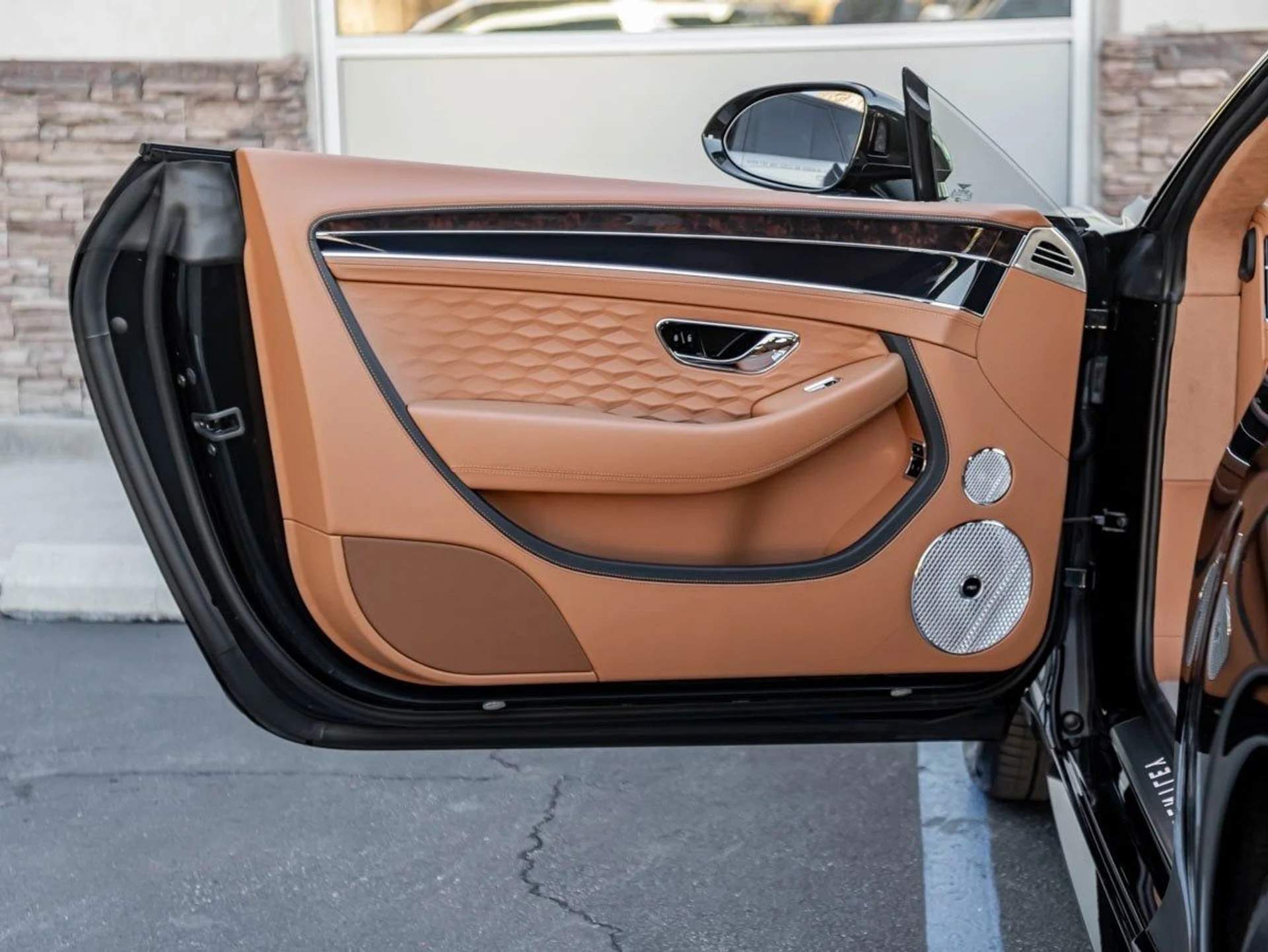 mph012_2140106135_13_1f1b0600db