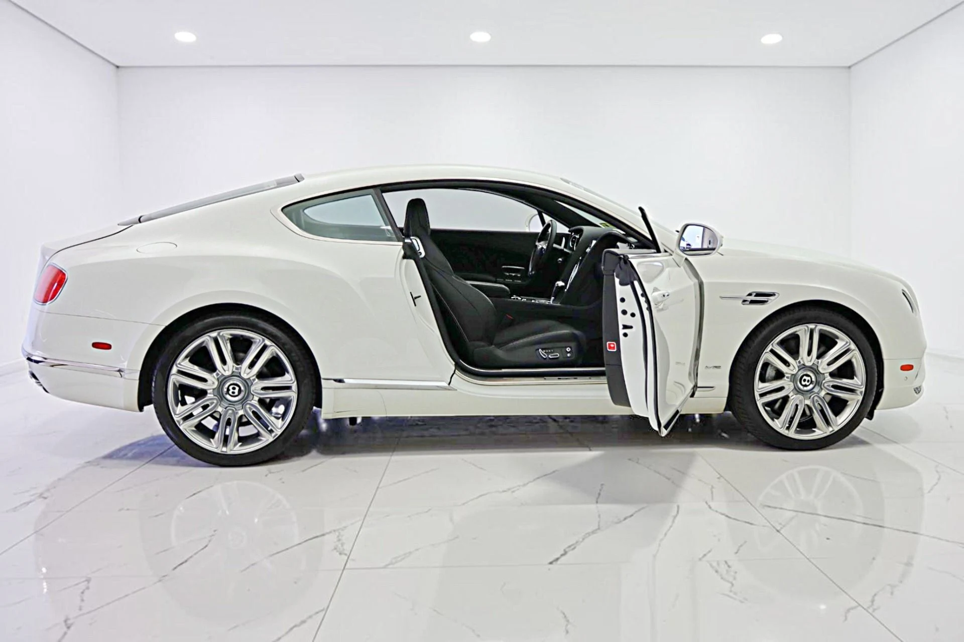 mph012_2140472311_Used_2017_Bentley_Continental_GT_W12_Coupe_f0435c5026