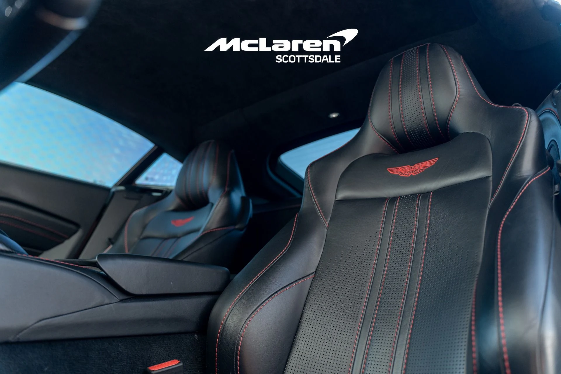mph012_2145903551_Used_2019_ASTON_MARTIN_VANTAGE_1784912877_3586260422