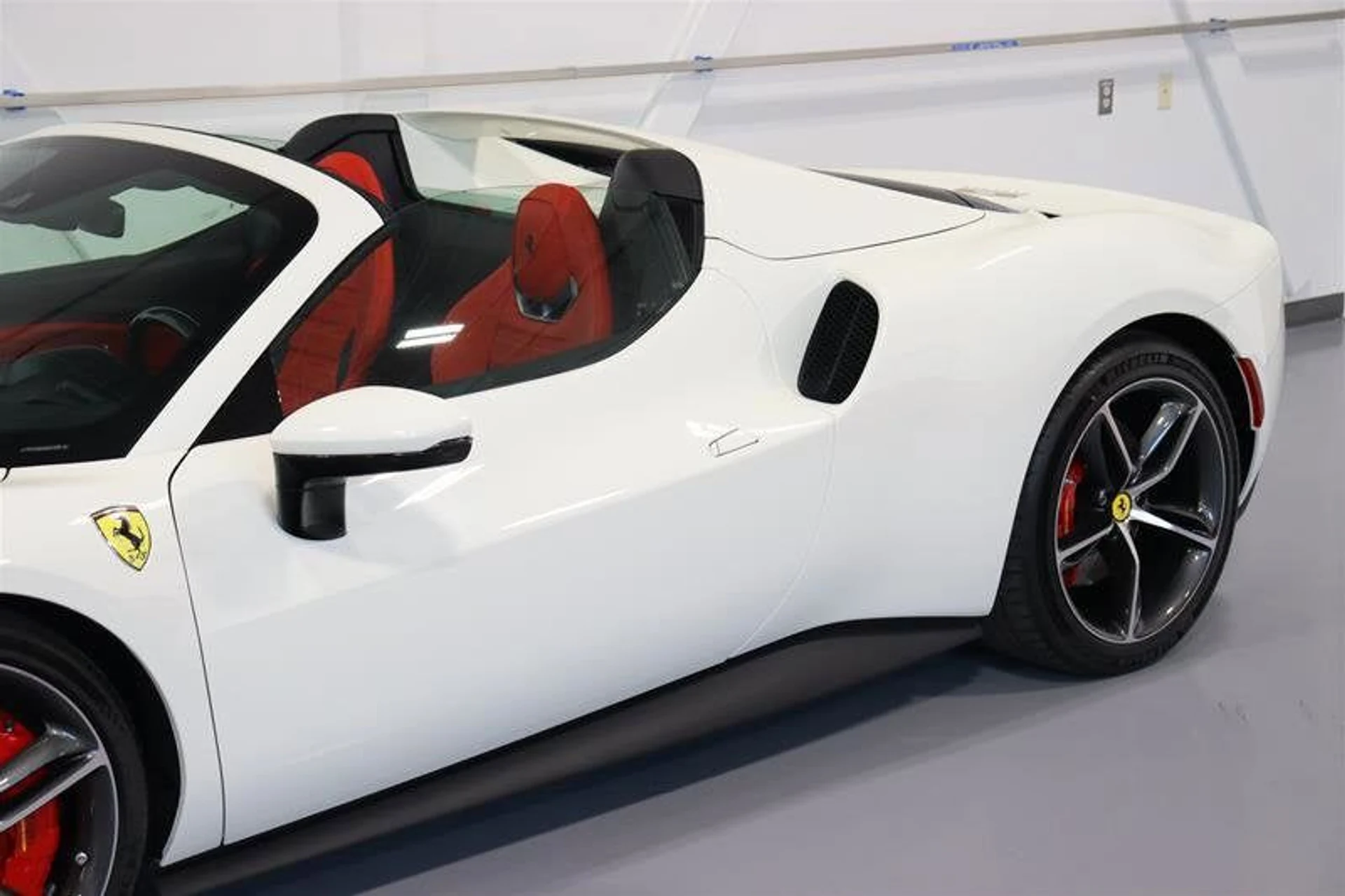 mph012_2147897701_08271841ceca4ce7a224fb2b88f895f8_9777155278