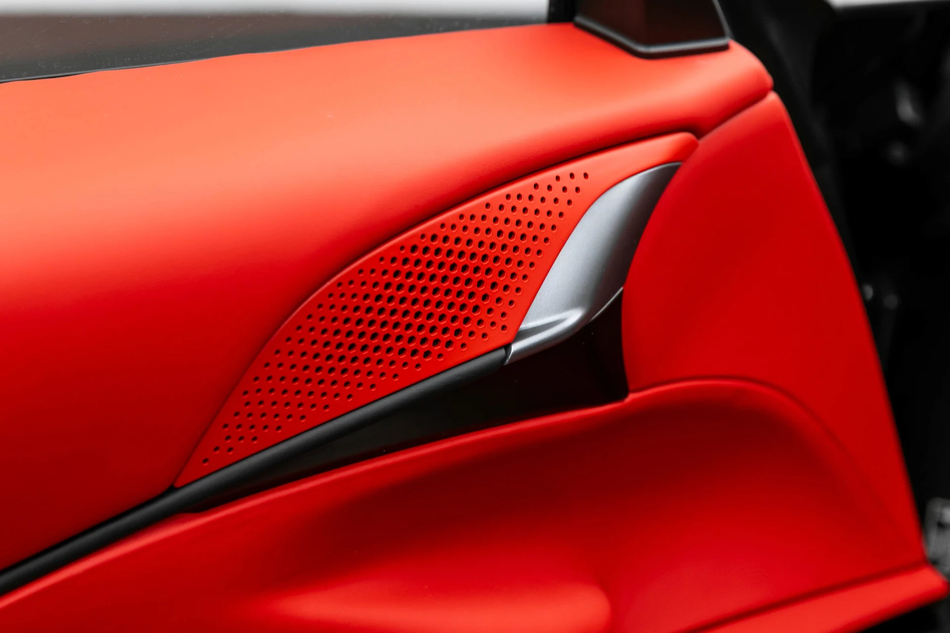 mph012_2150396383_2c4d3ce83600470280da25b4f4a31788_99ba580371