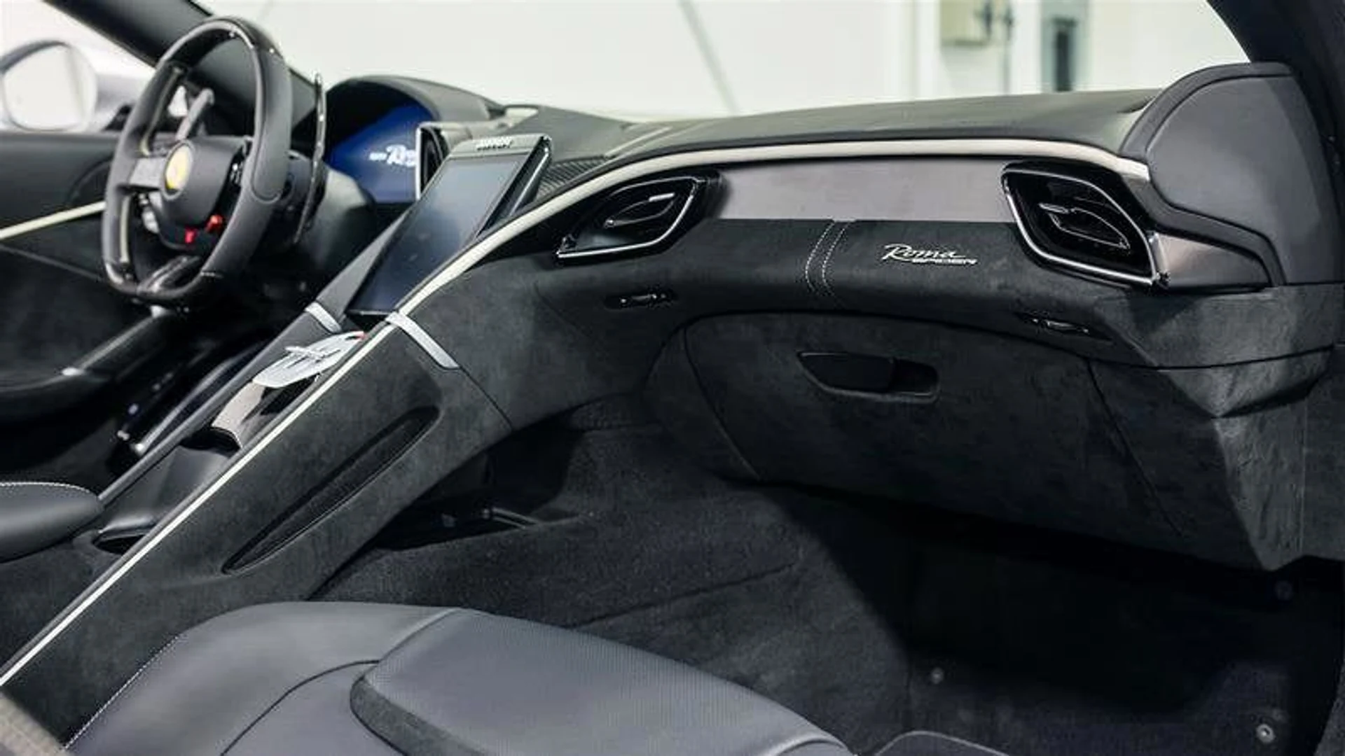 mph012_2156109515_5c1fbee07bff4a1cbec306337e719c67_6747af1366