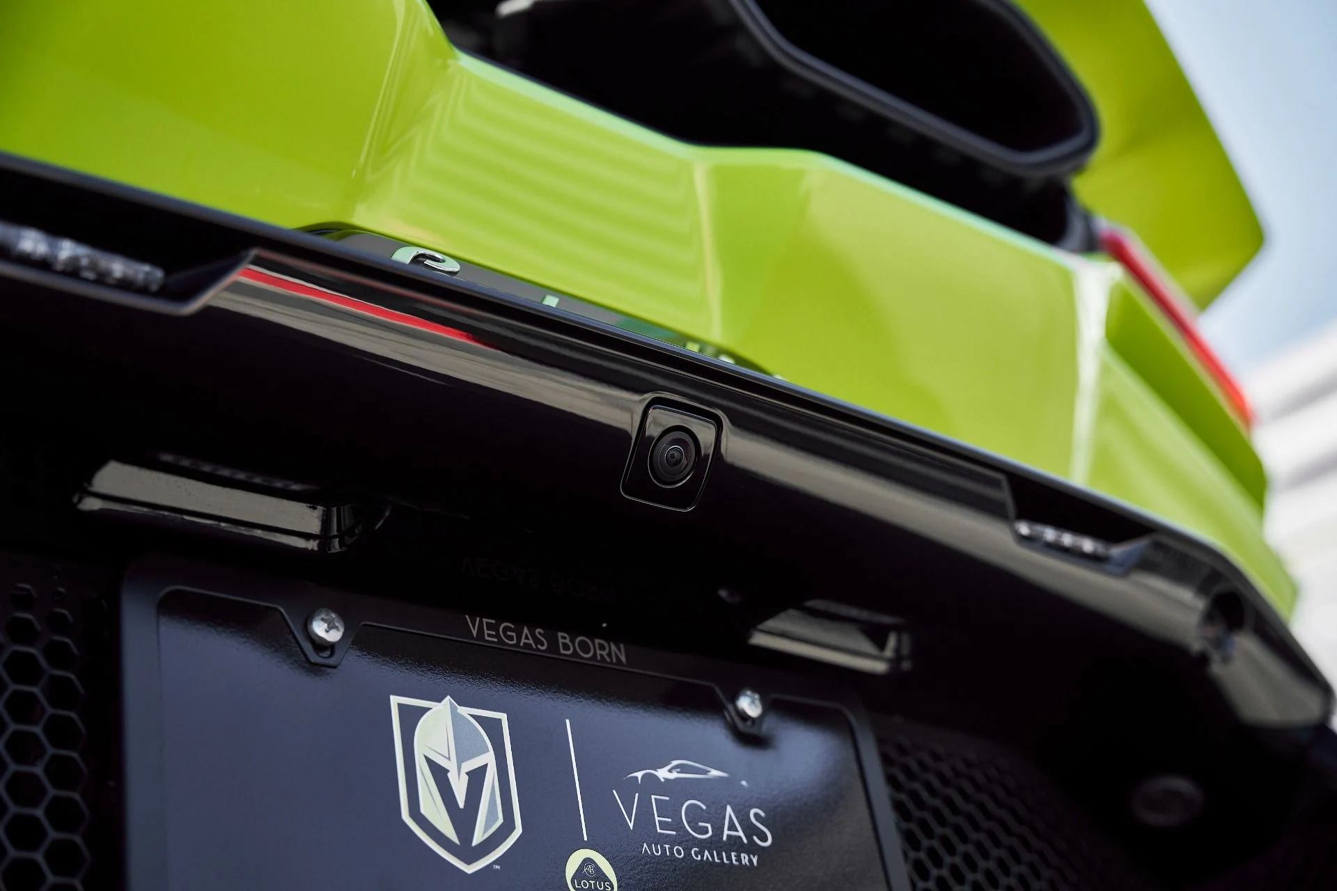 mph012_2157066689_Used_2025_Lamborghini_Revuelto_1769824562_d2b50e4af4