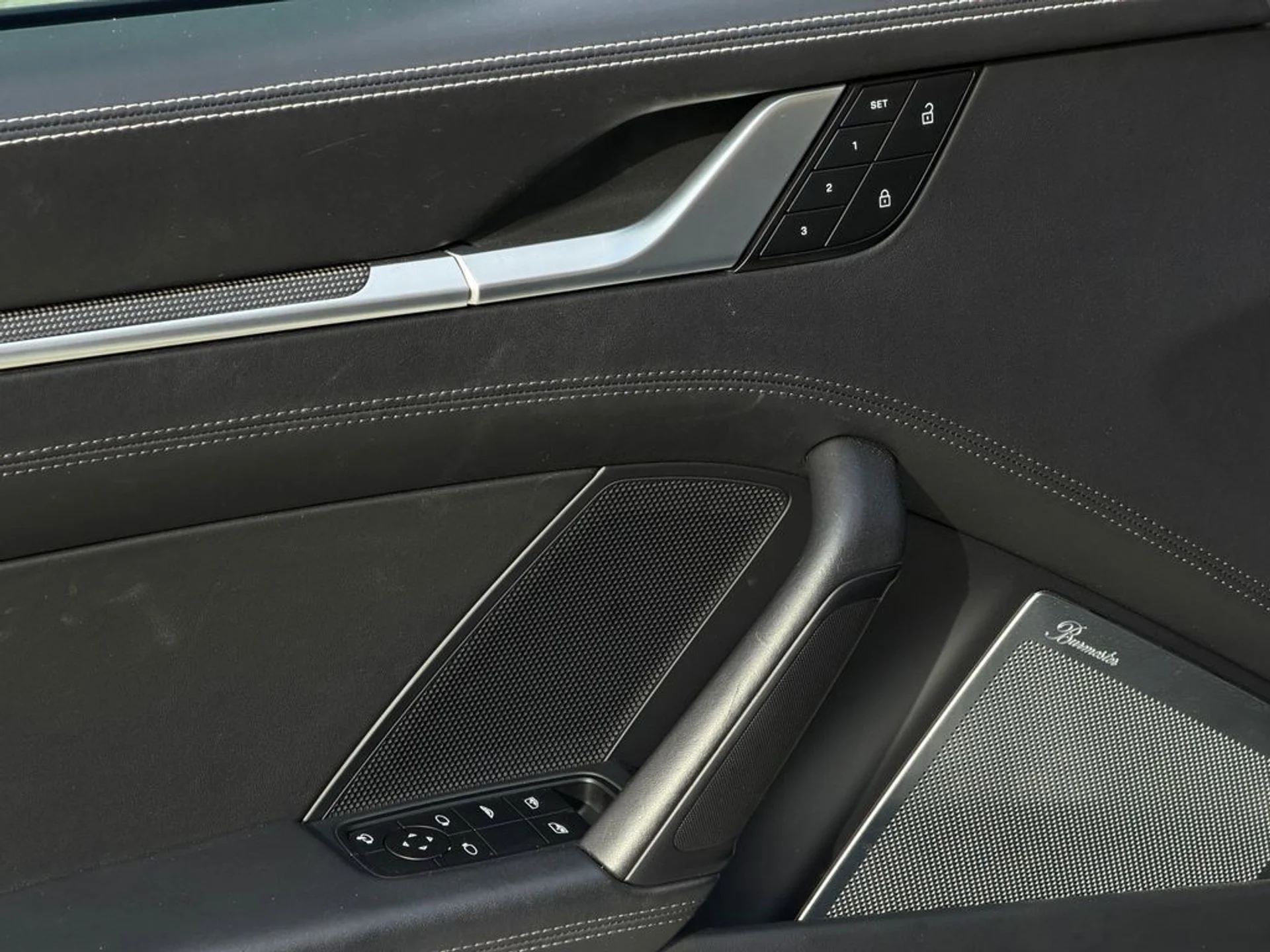 mph012_2162530087_e8d815075213497b8cdc81d057896d78_fa32e26f9c