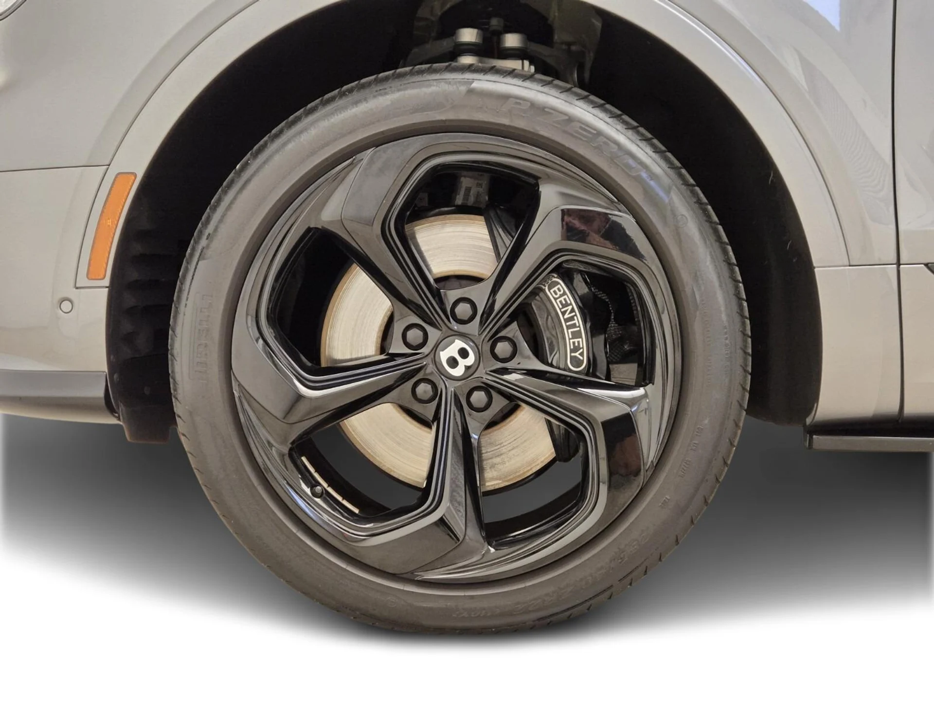mph012_2164097821_Used_2022_Bentley_Bentayga_S_1755157186_2a959b5c56