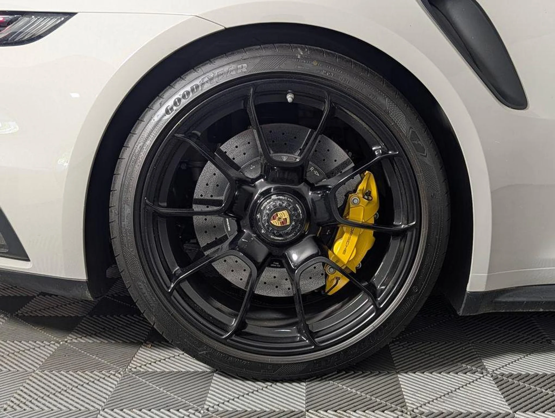 mph012_2168745715_Gr_ONOA_R38u_Evod_N7_U1q4l_Lx8_WU_ba8f00e9fa