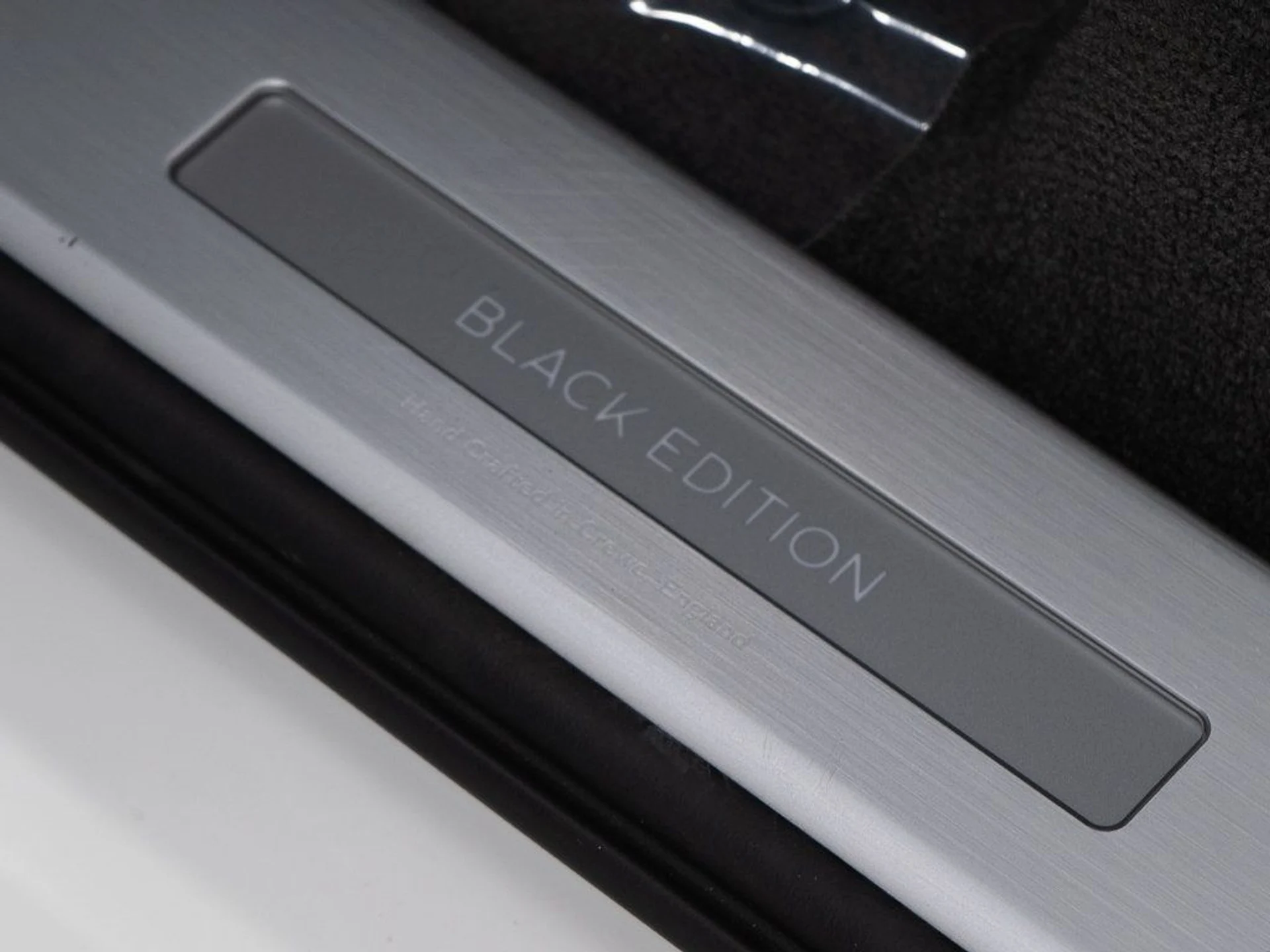 mph012_2169326843_ae471838f7606084bd5d14d29b910038_c56e403677