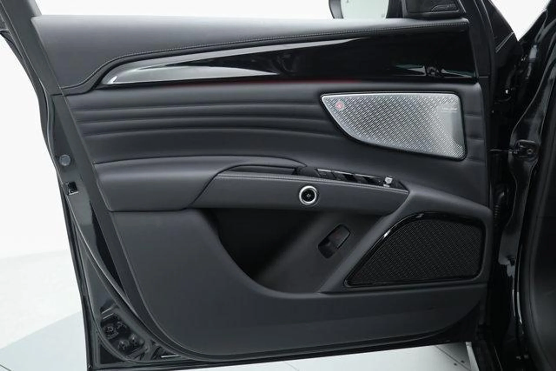 mph012_2170557821_f_xxx8wnt_Sblqkcf_WI_0_Xvv3m_y_A_1e189f0469