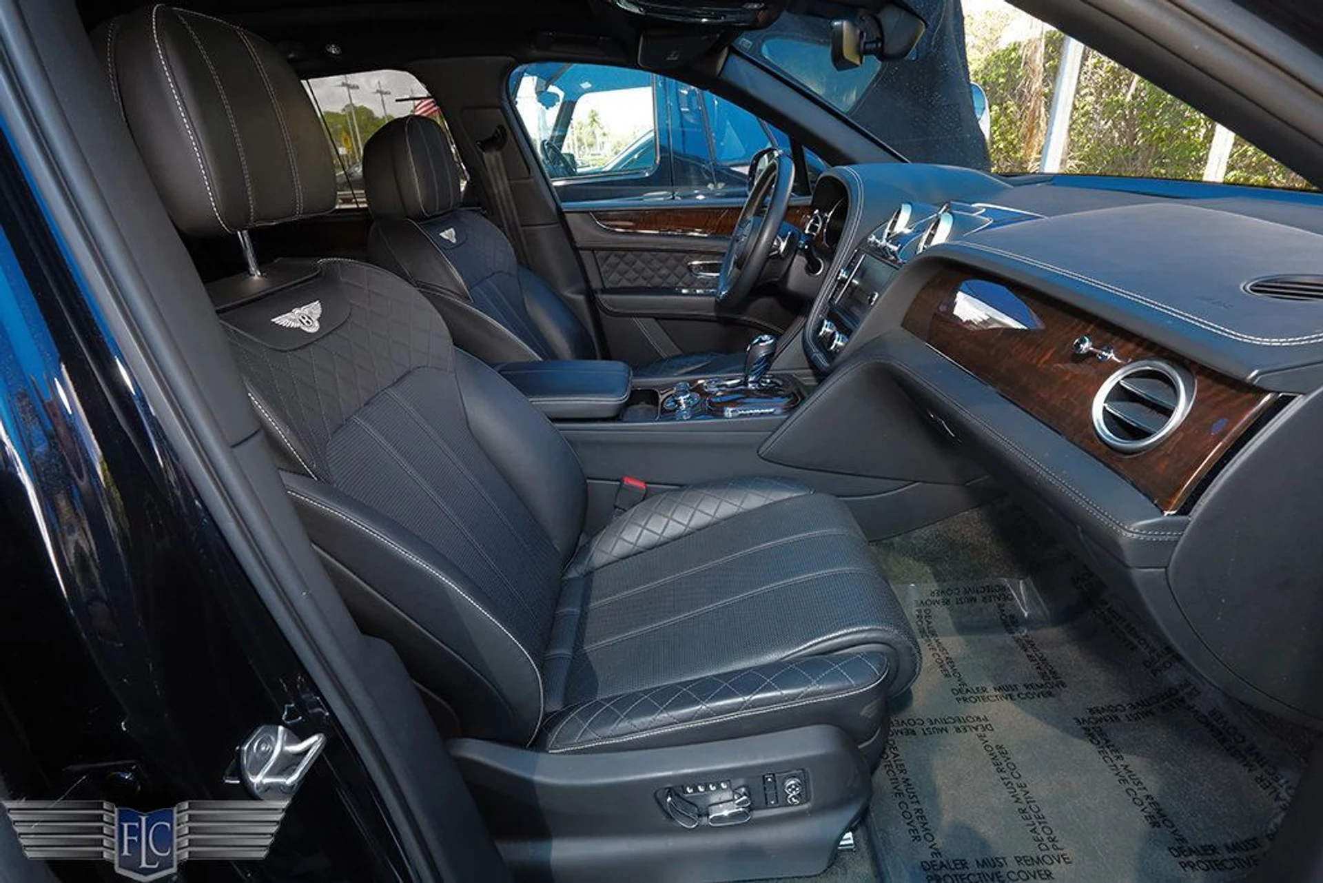 mph012_2180060311_used_2017_bentley_bentayga_w12awd_6305_22995448_13_1024_9026c96311