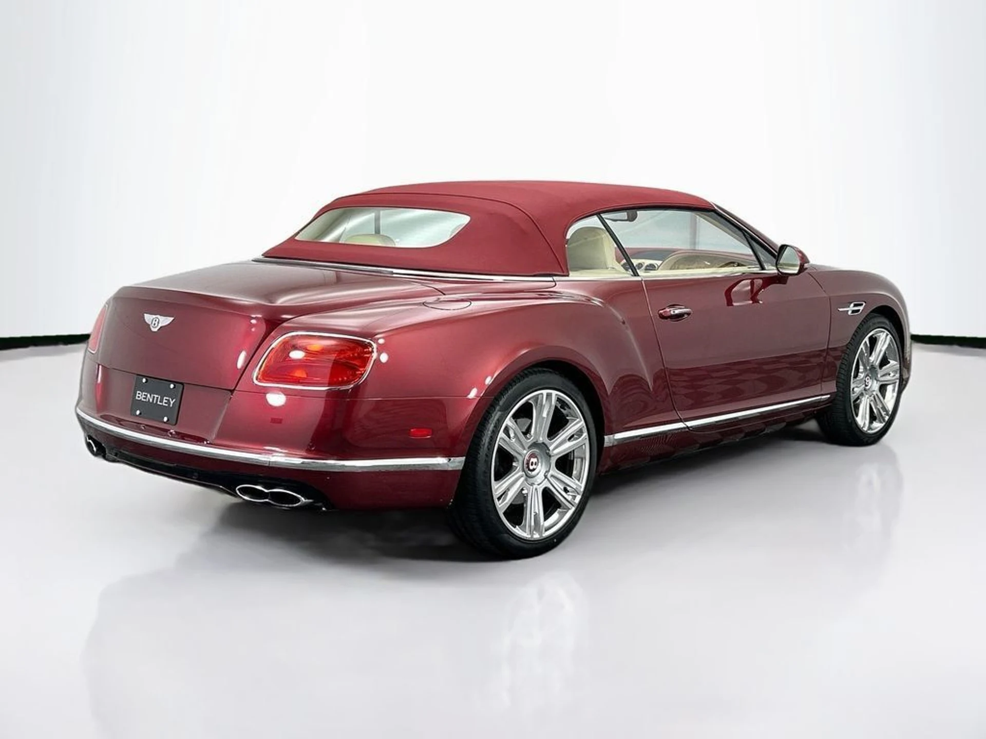 mph012_2181865698_used_2017_bentley_continental_gtv8convertible_8119_22991811_13_1024_2708f1afde