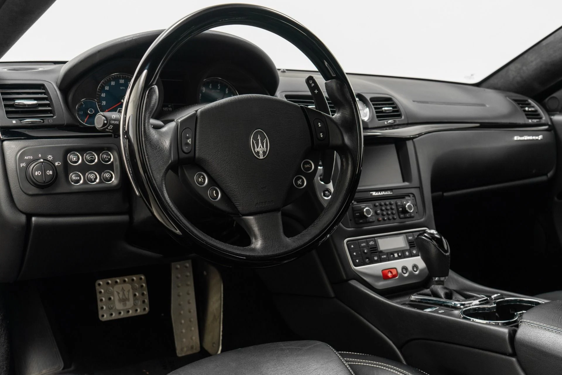mph012_2183460818_Used_2012_Maserati_Gran_Turismo_S_1760125207_c358a2cd9a