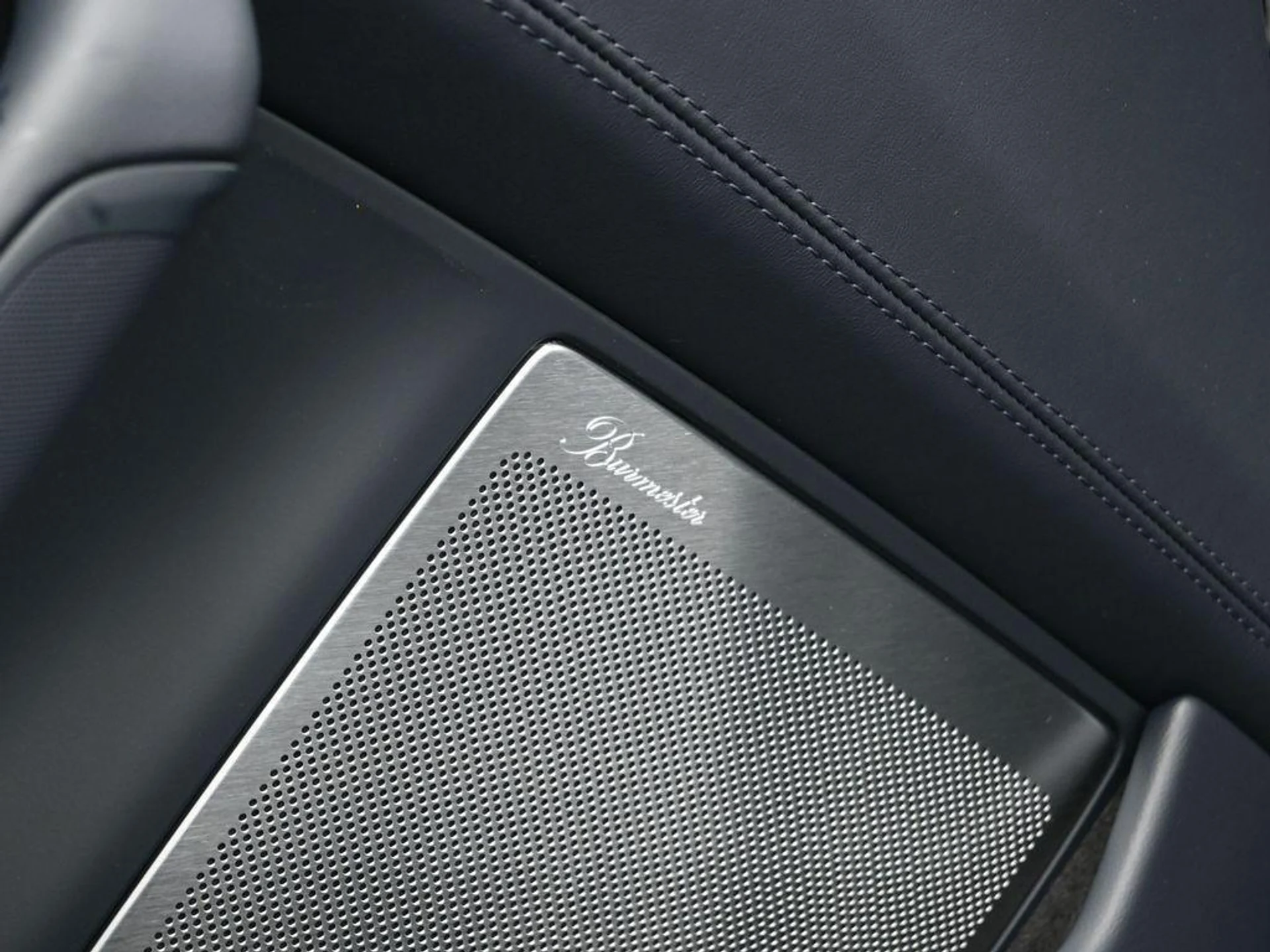 mph012_2193023308_Vd_KA_Es4cuo_Gtg_VN_Jq_Ev_H3bn_NQWY_5f5c3ea360