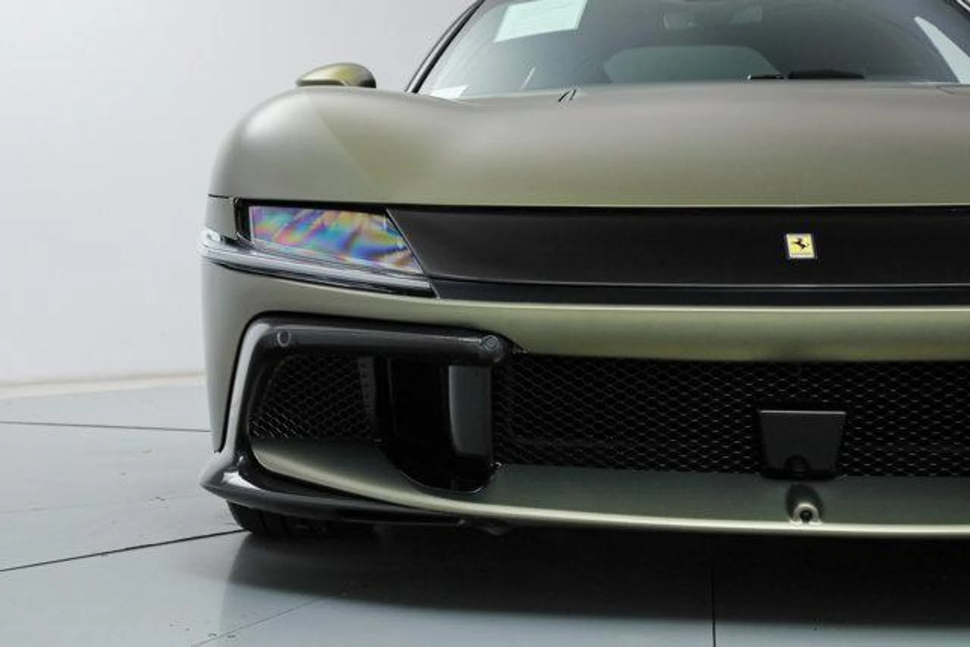 mph012_2195274975_tns2xw_A_Osc_PI_3po96dl_FW_6_Mi_R6c_9f51c51aed